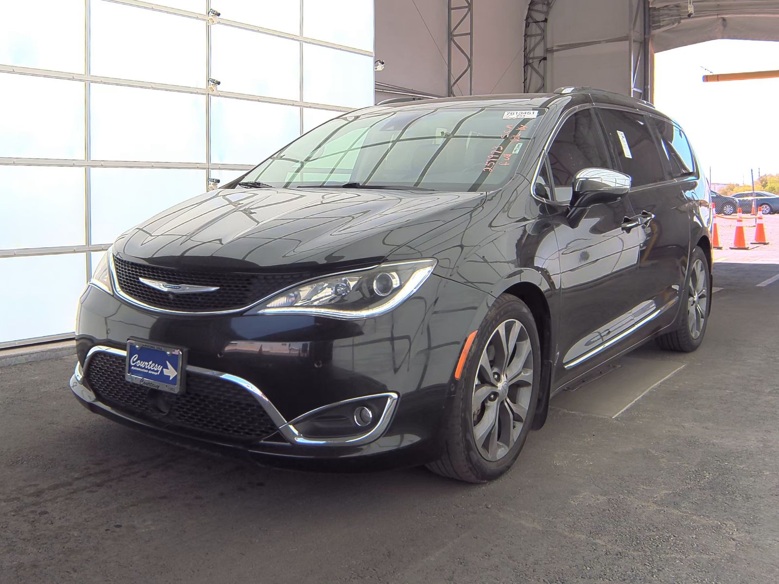2018 Chrysler Pacifica Limited FWD