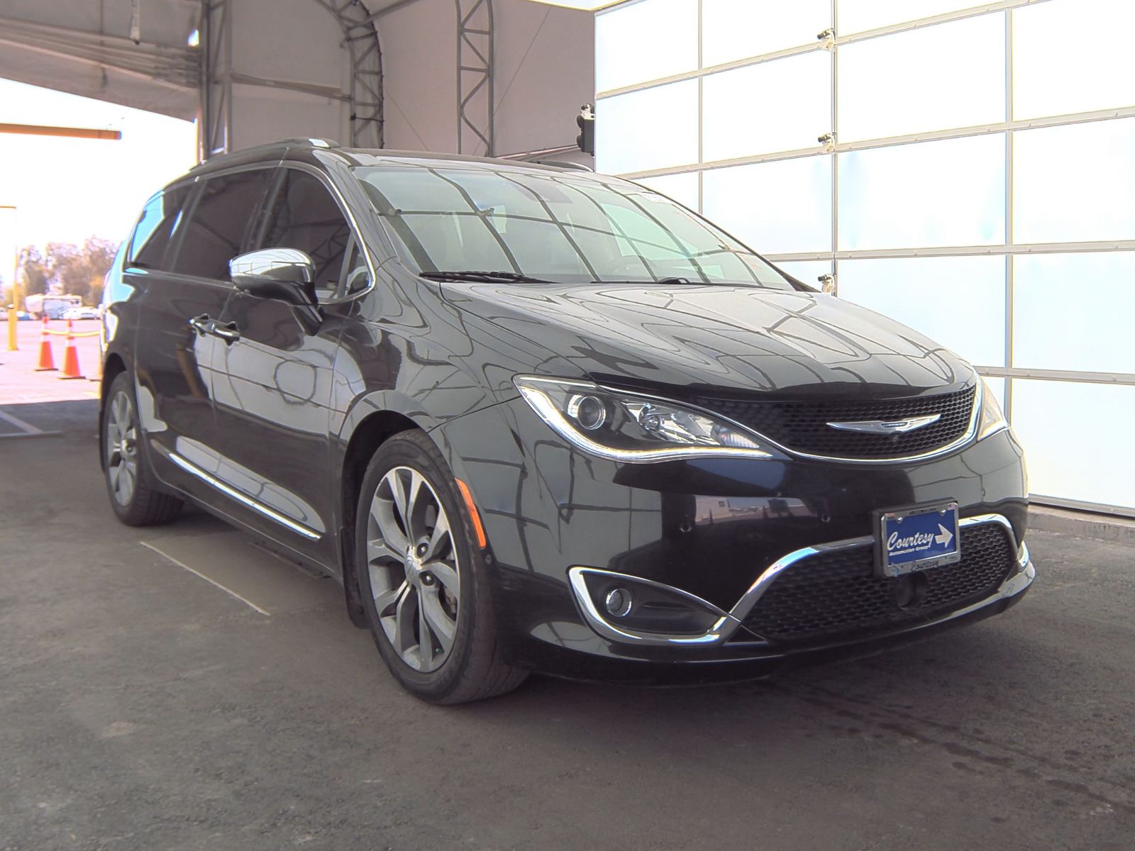 2018 Chrysler Pacifica Limited FWD