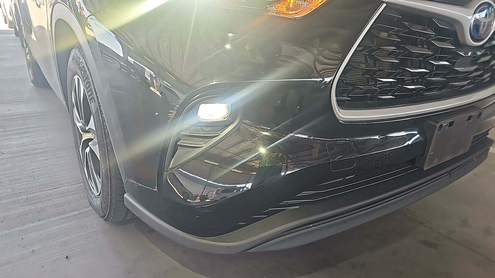 2022 Toyota Highlander Hybrid XLE FWD