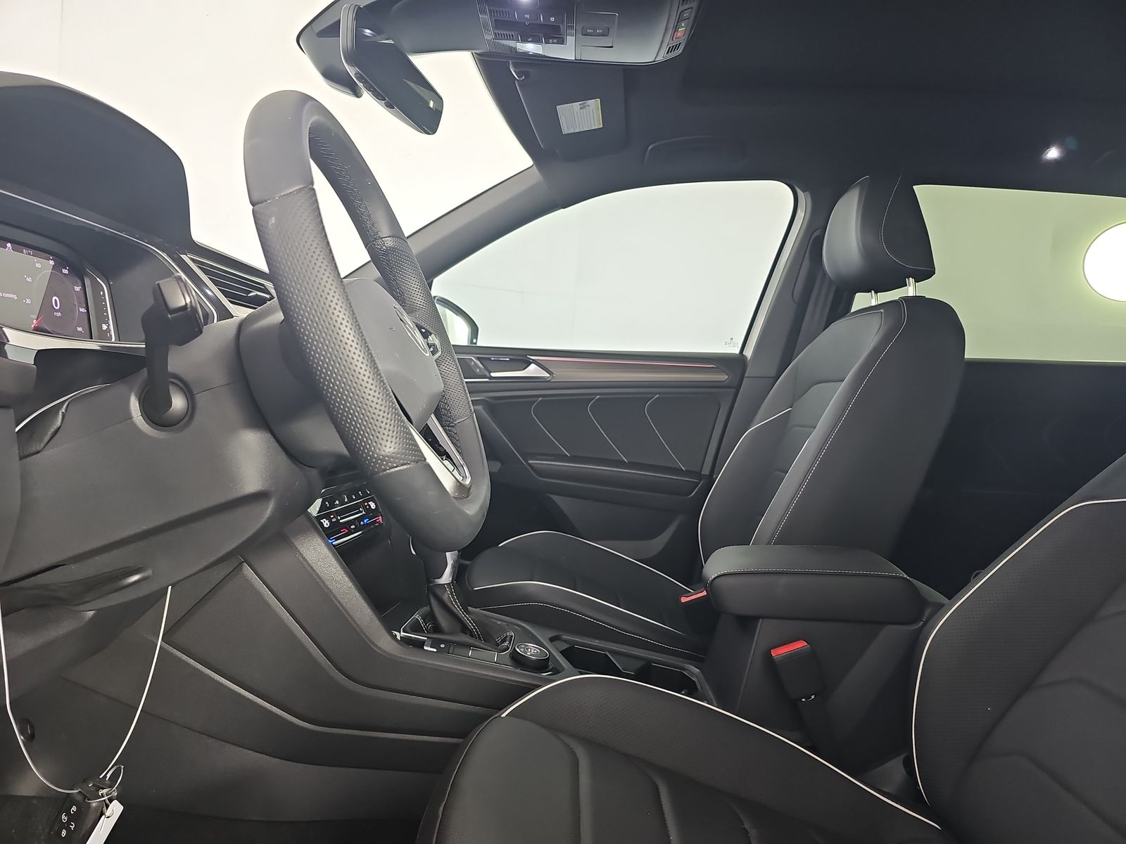 2024 Volkswagen Tiguan 2.0T SEL R-Line AWD