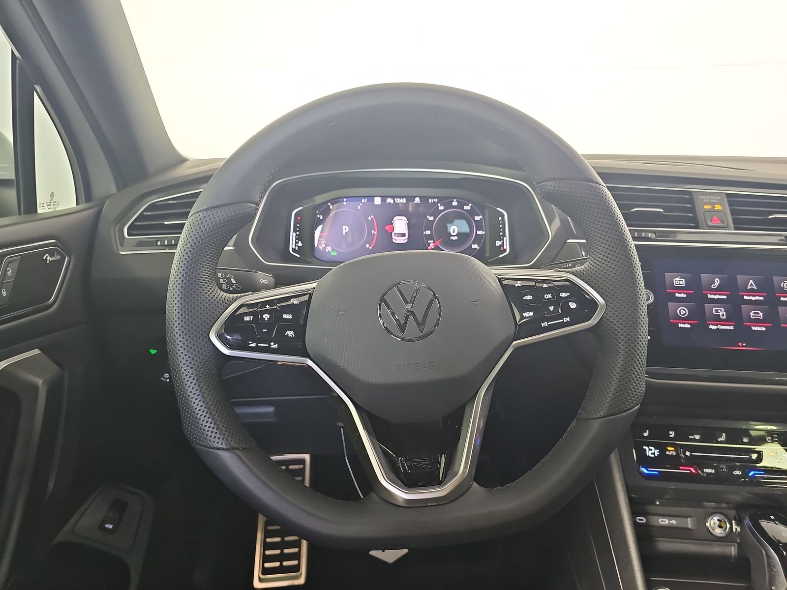 2024 Volkswagen Tiguan 2.0T SEL R-Line AWD