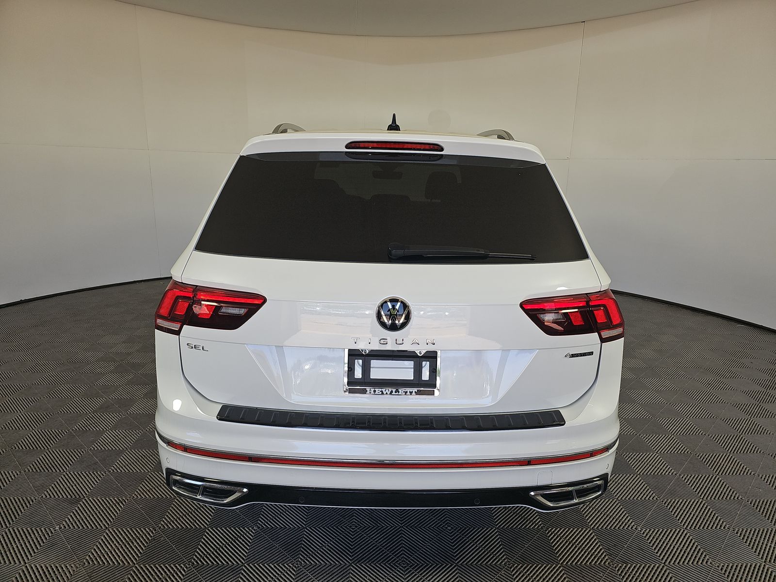 2024 Volkswagen Tiguan 2.0T SEL R-Line AWD
