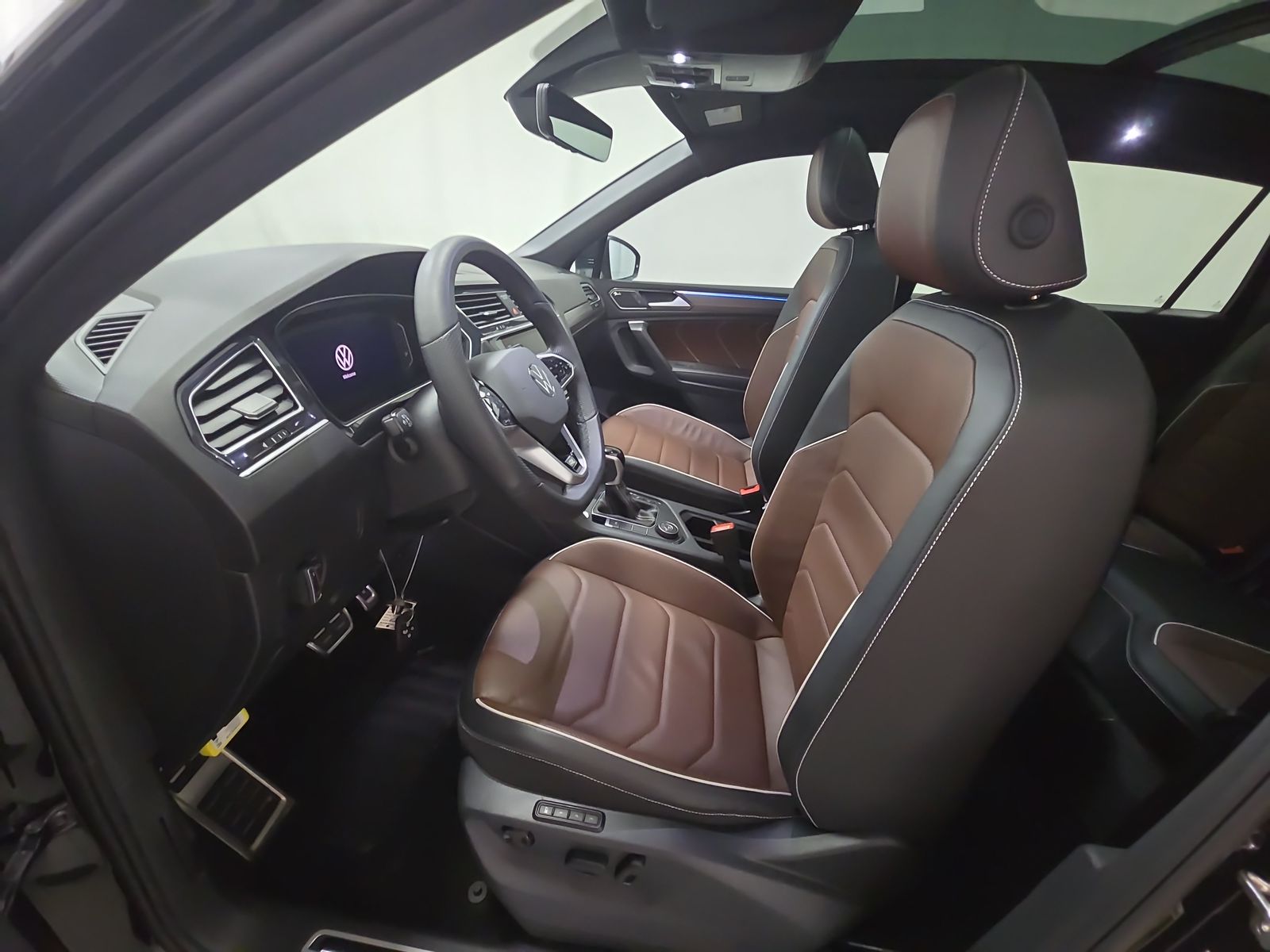 2024 Volkswagen Tiguan 2.0T SEL R-Line AWD