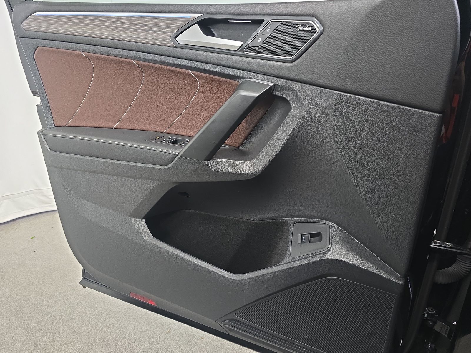 2024 Volkswagen Tiguan 2.0T SEL R-Line AWD