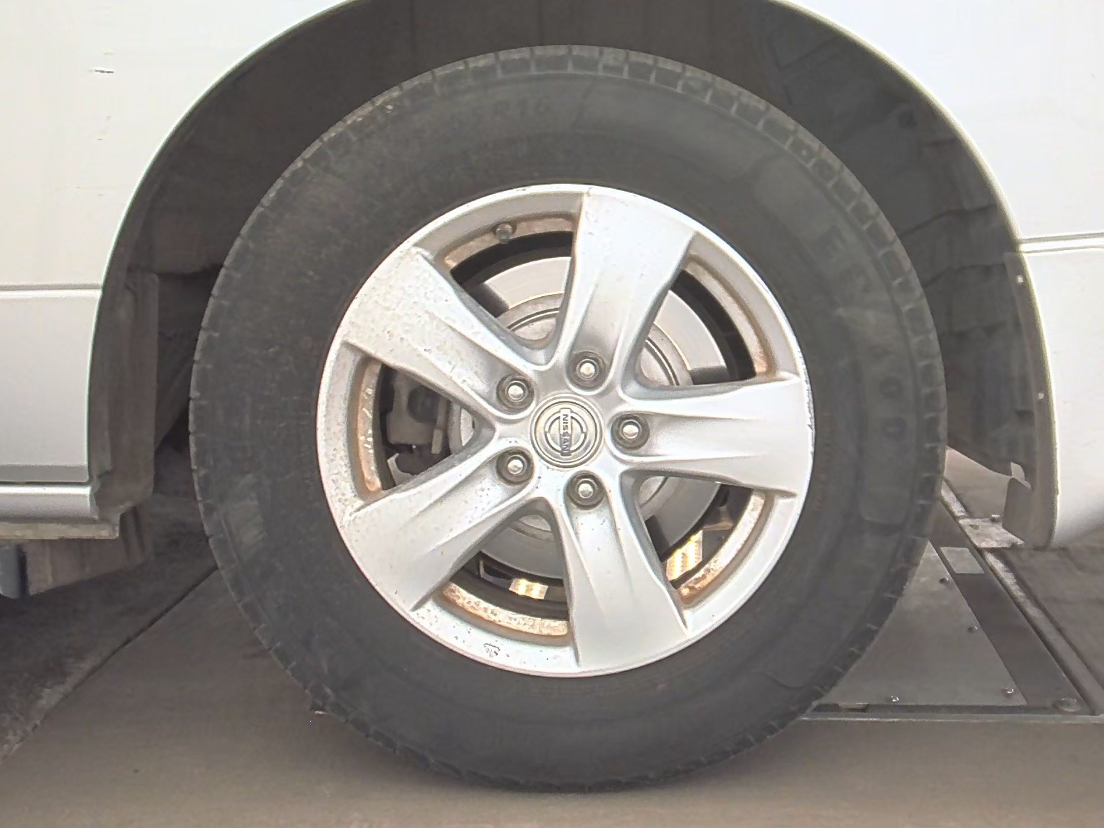 2014 Nissan Quest SV FWD