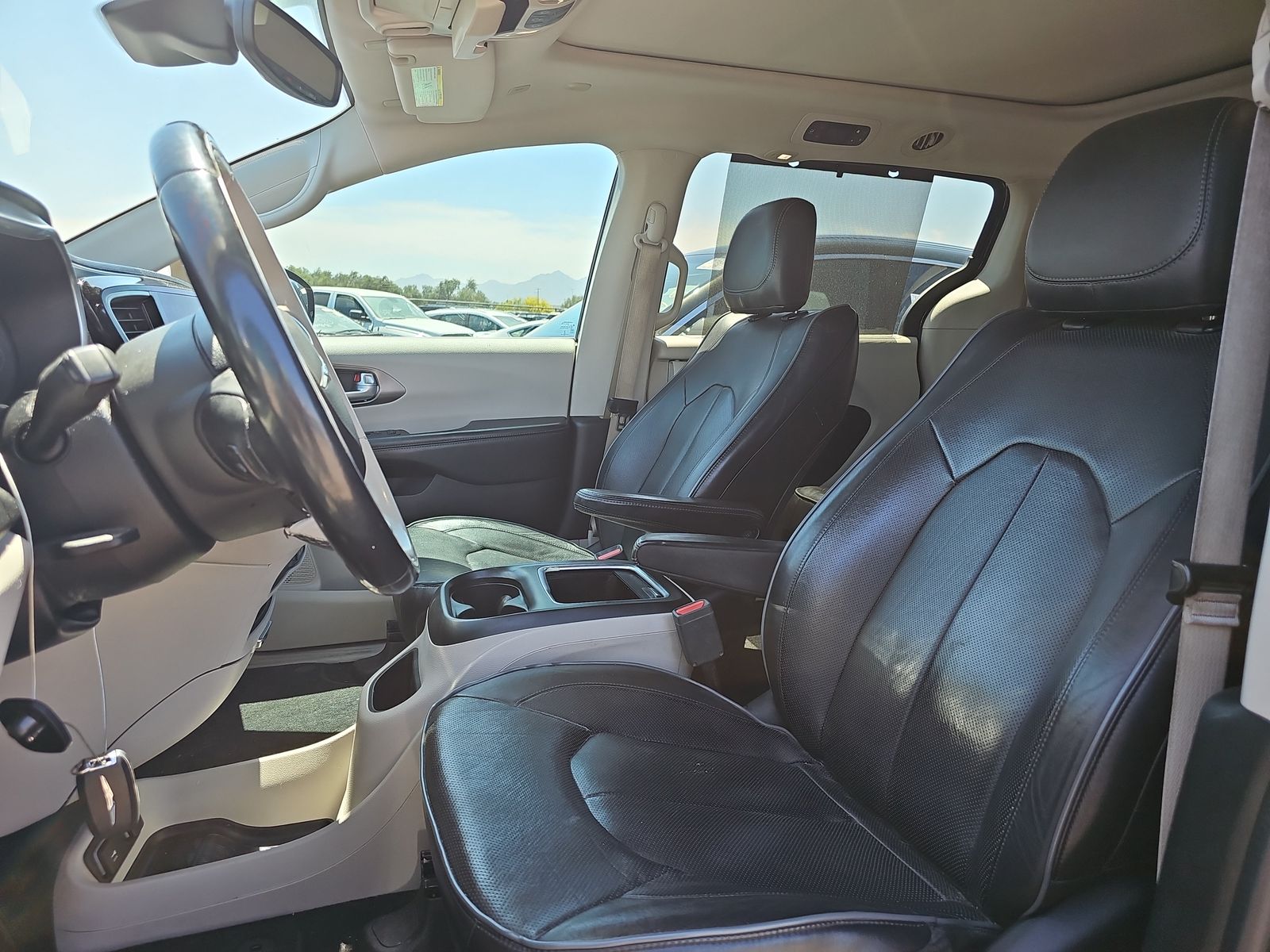 2018 Chrysler Pacifica Limited FWD