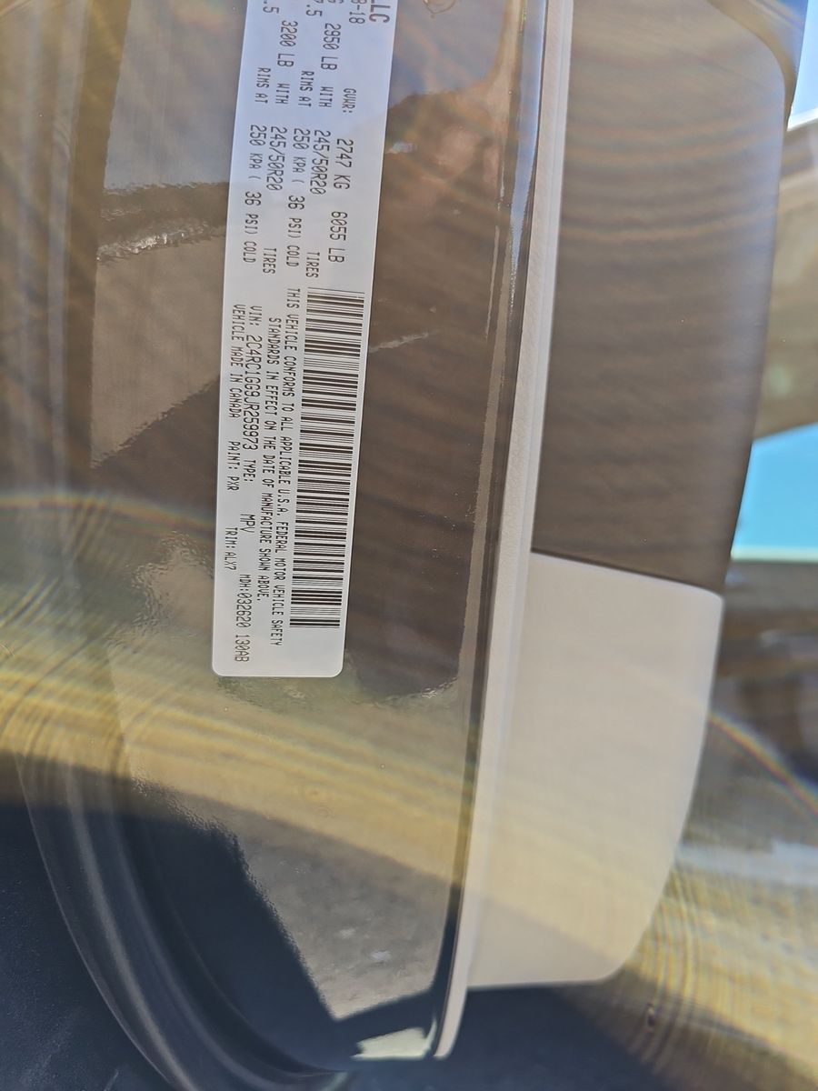 2018 Chrysler Pacifica Limited FWD