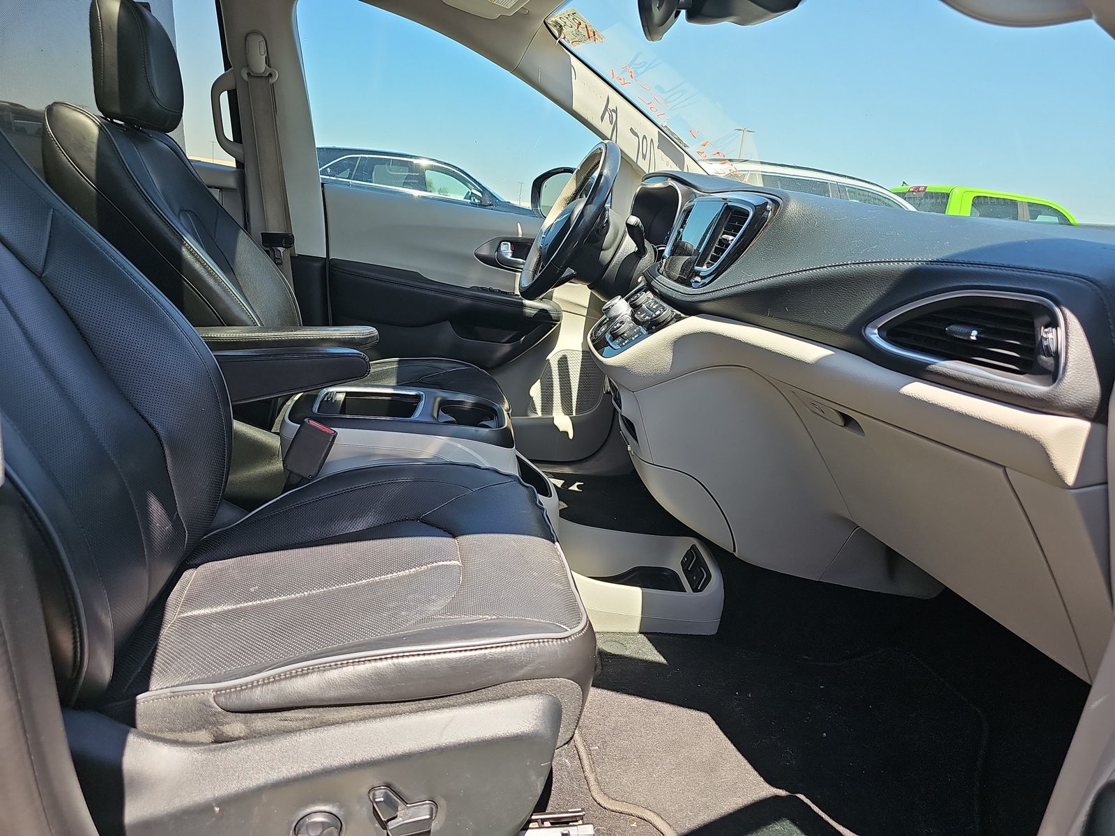 2018 Chrysler Pacifica Limited FWD