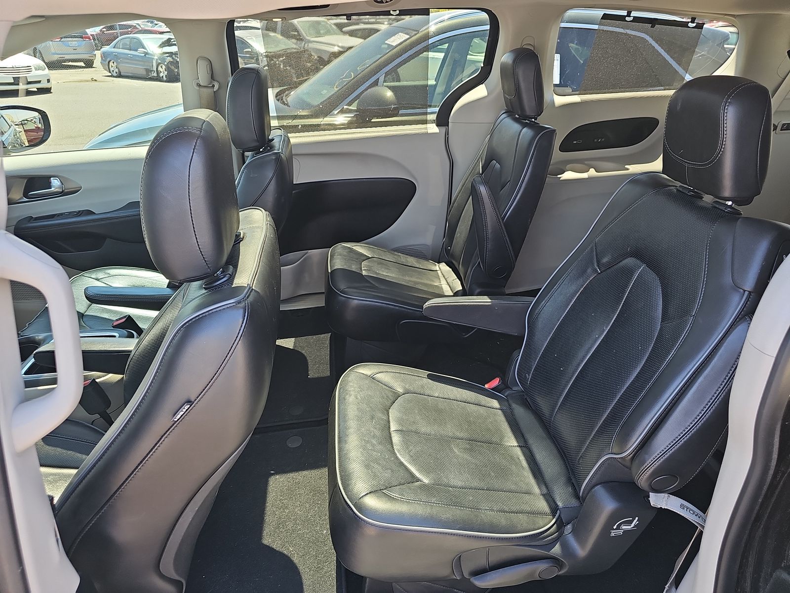 2018 Chrysler Pacifica Limited FWD