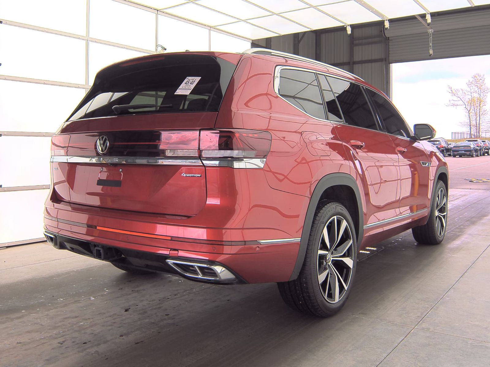 2024 Volkswagen Atlas 2.0T SEL Premium R-Line AWD