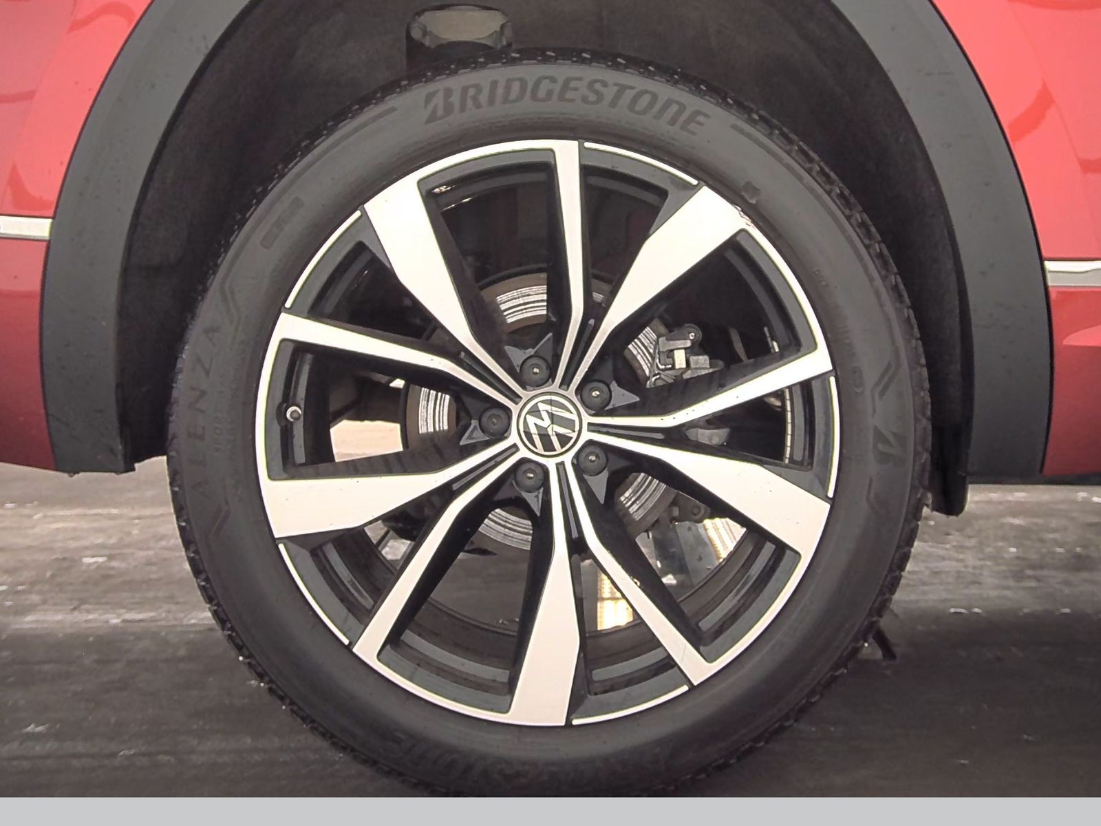 2024 Volkswagen Atlas 2.0T SEL Premium R-Line AWD