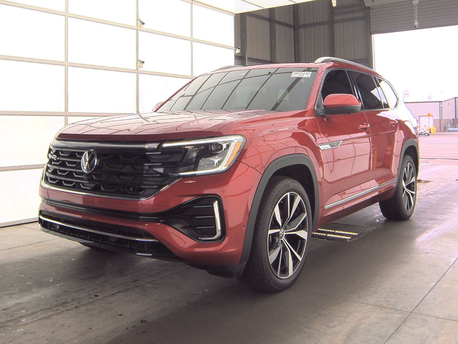 2024 Volkswagen Atlas 2.0T SEL Premium R-Line AWD