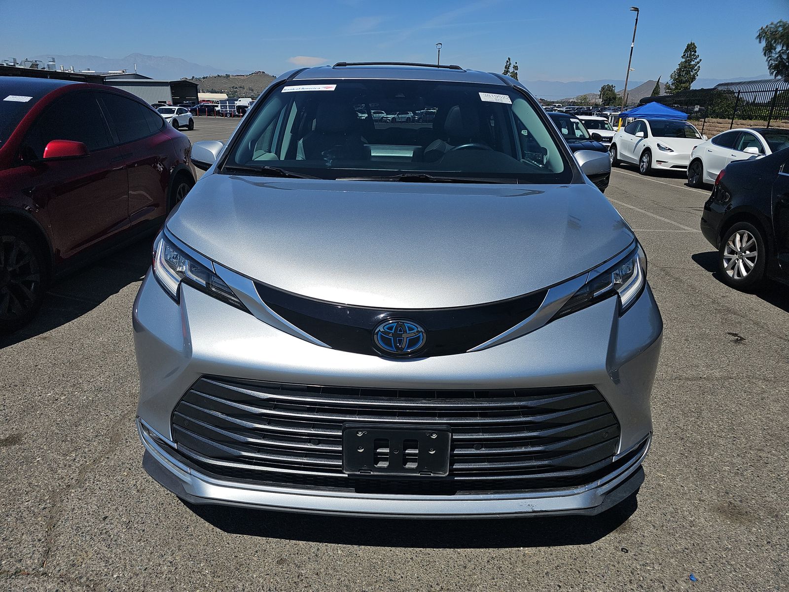 2021 Toyota Sienna Limited FWD