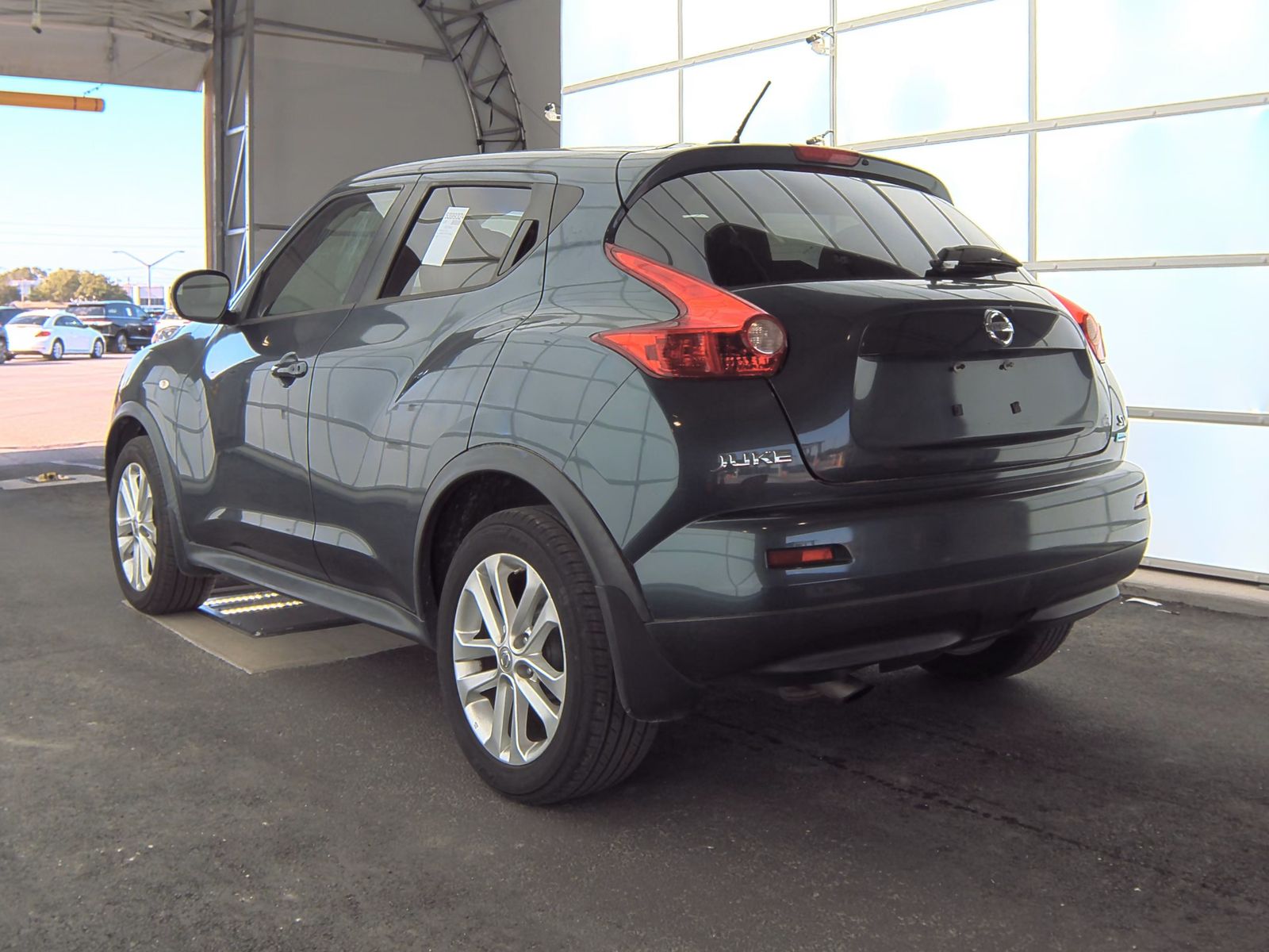 2014 Nissan JUKE SV FWD