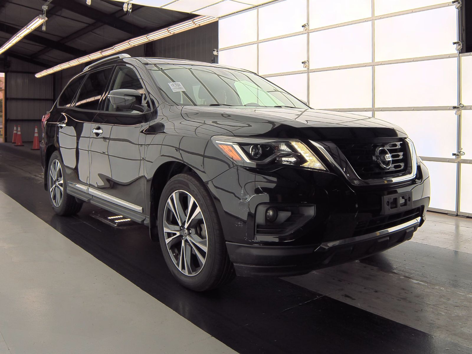 2018 Nissan Pathfinder Platinum FWD