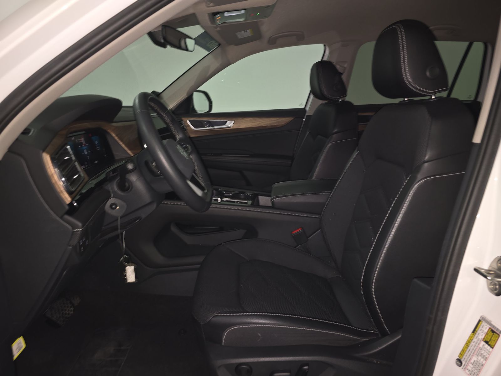 2024 Volkswagen Atlas 2.0T SE AWD