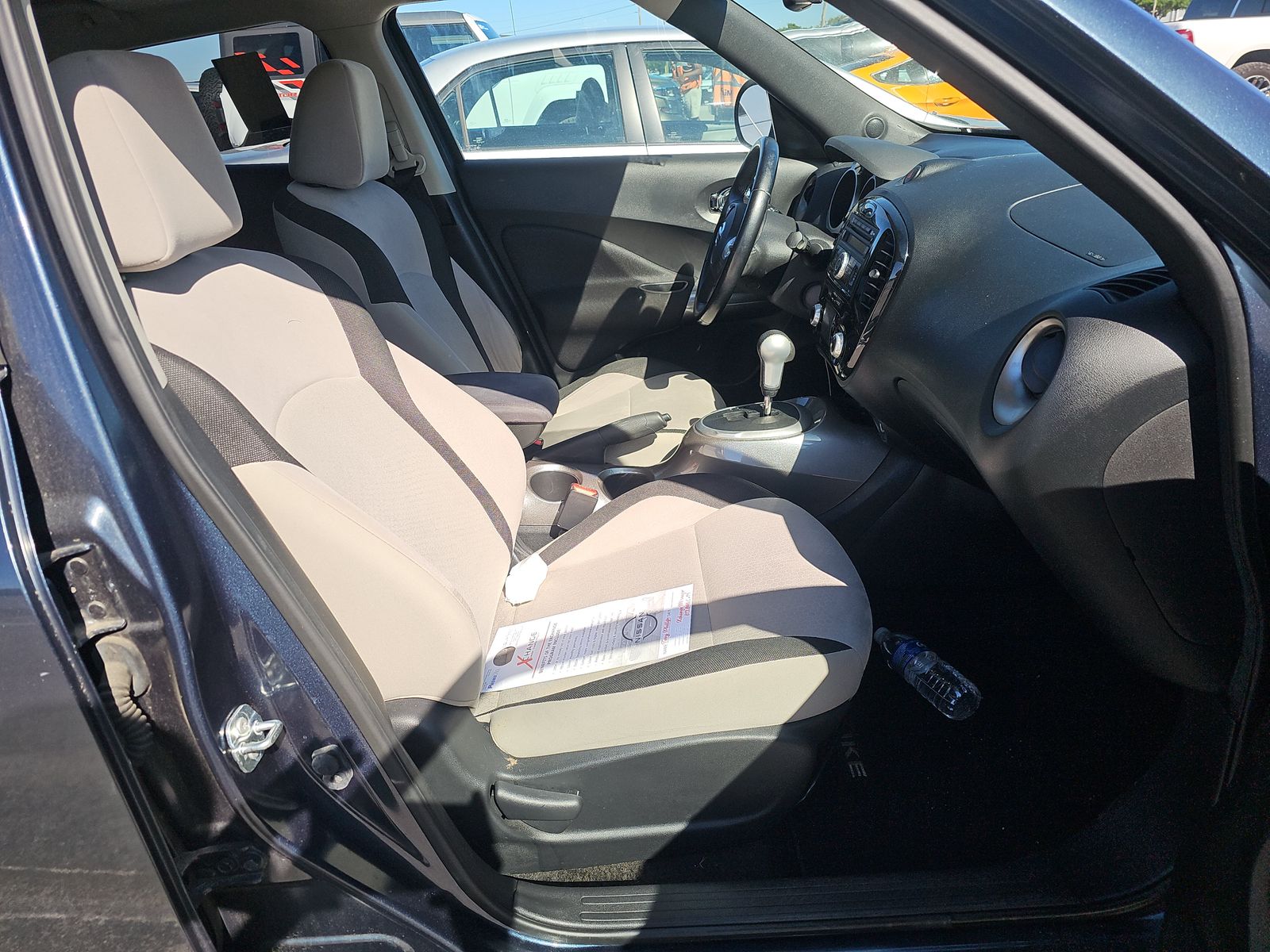 2014 Nissan JUKE SV FWD