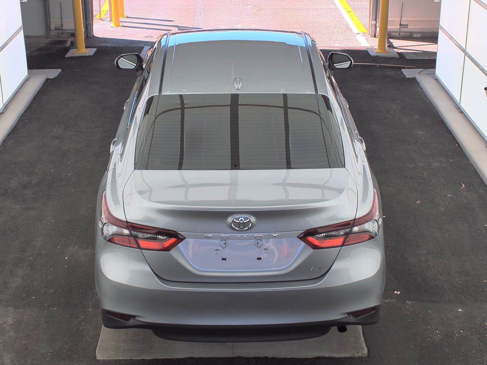 2024 Toyota Camry LE FWD
