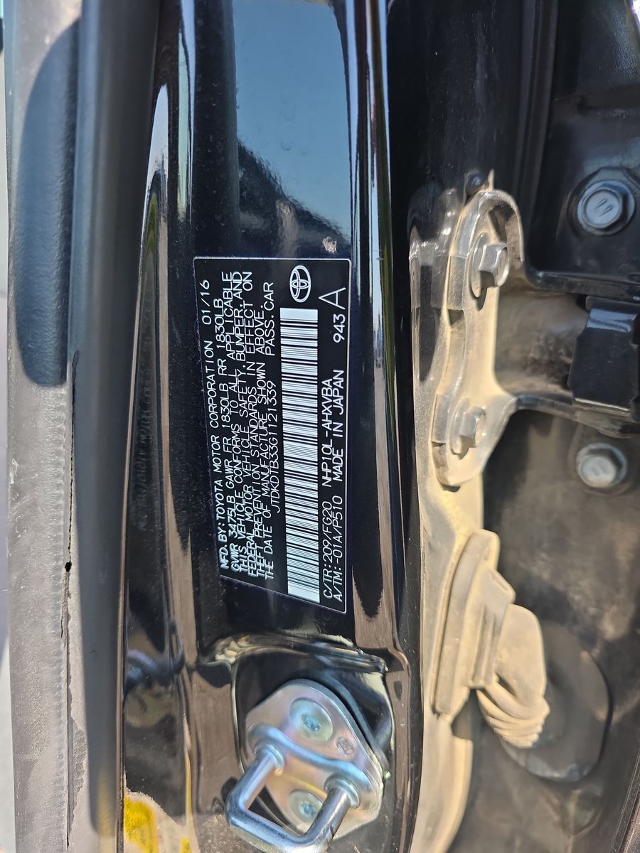2016 Toyota Prius c Two FWD