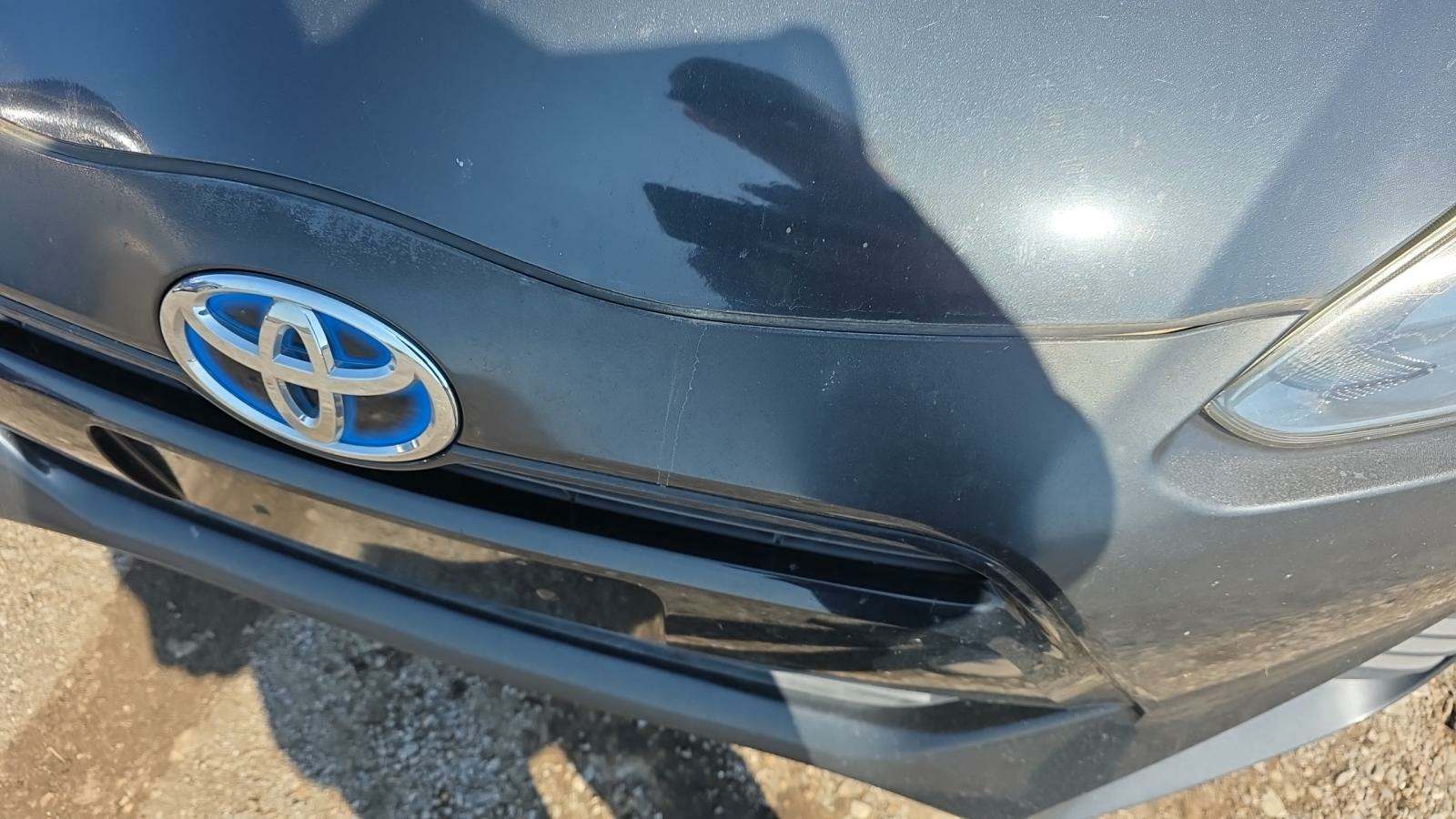 2016 Toyota Prius c Two FWD