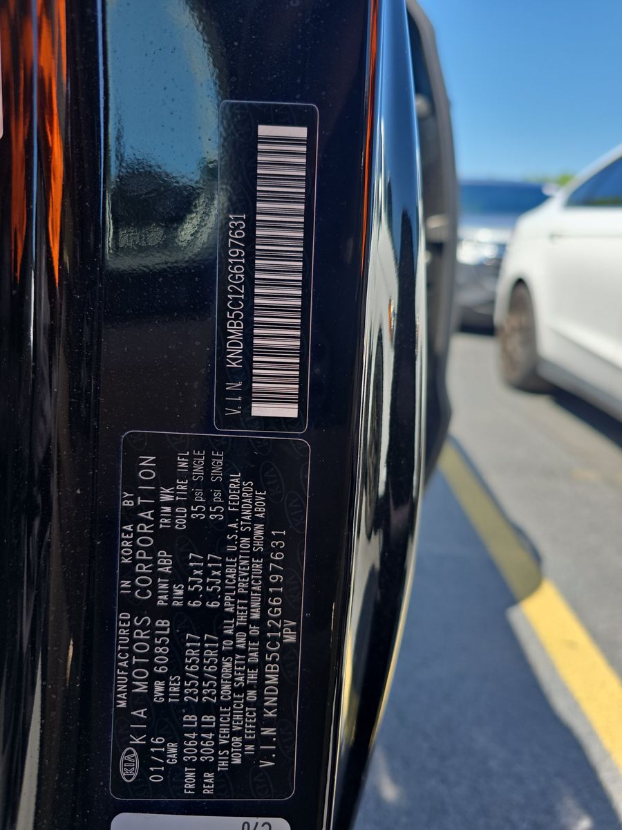 2016 Kia Sedona LX FWD