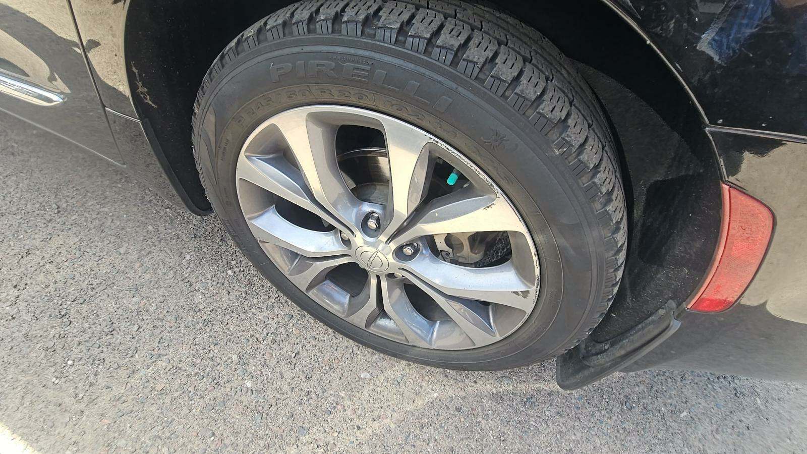 2018 Chrysler Pacifica Limited FWD
