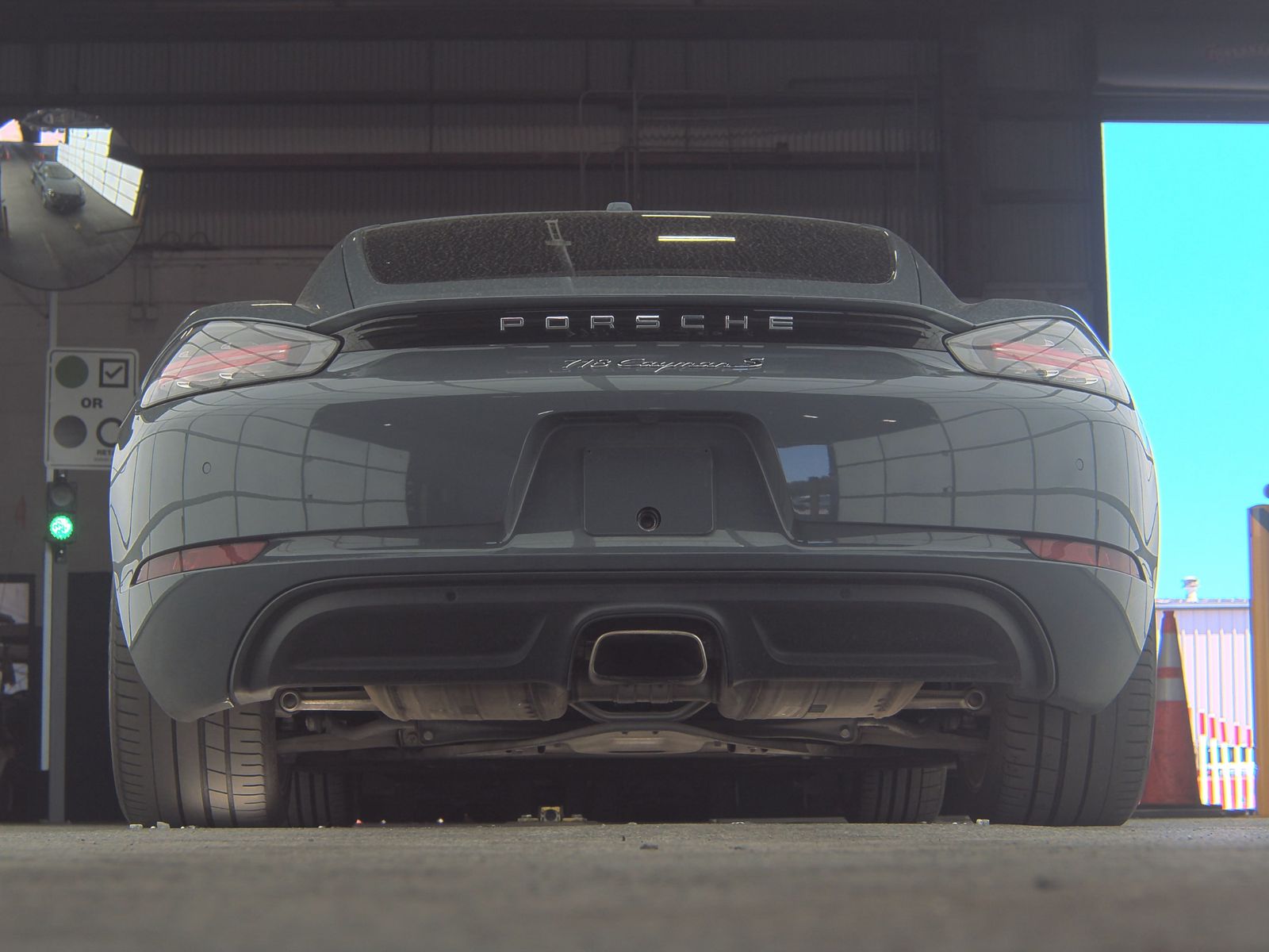 2017 Porsche 718 Cayman Base RWD
