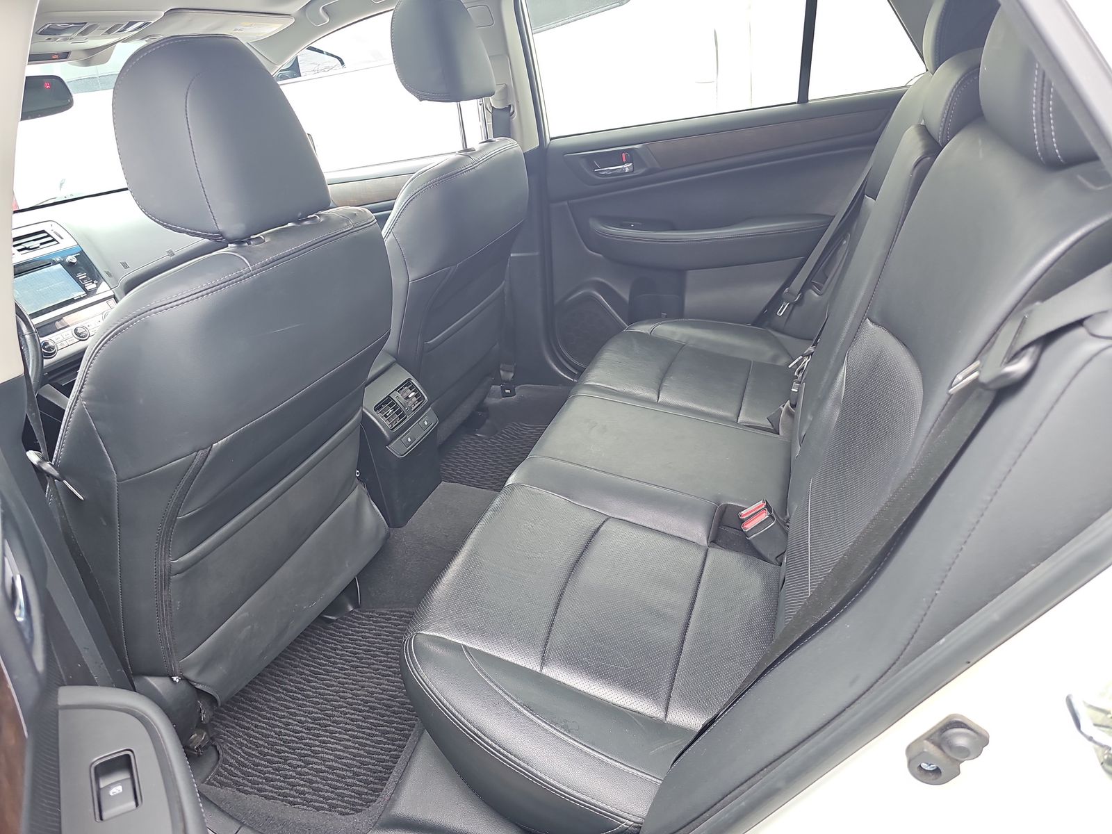 2015 Subaru Outback 3.6R Limited AWD