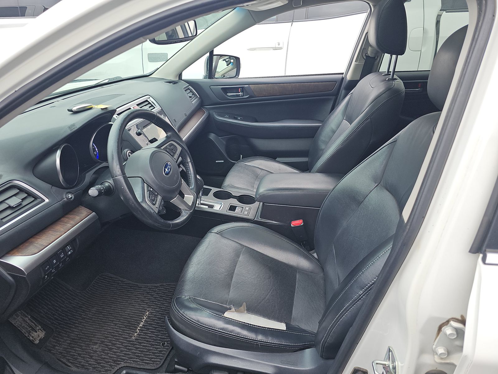 2015 Subaru Outback 3.6R Limited AWD