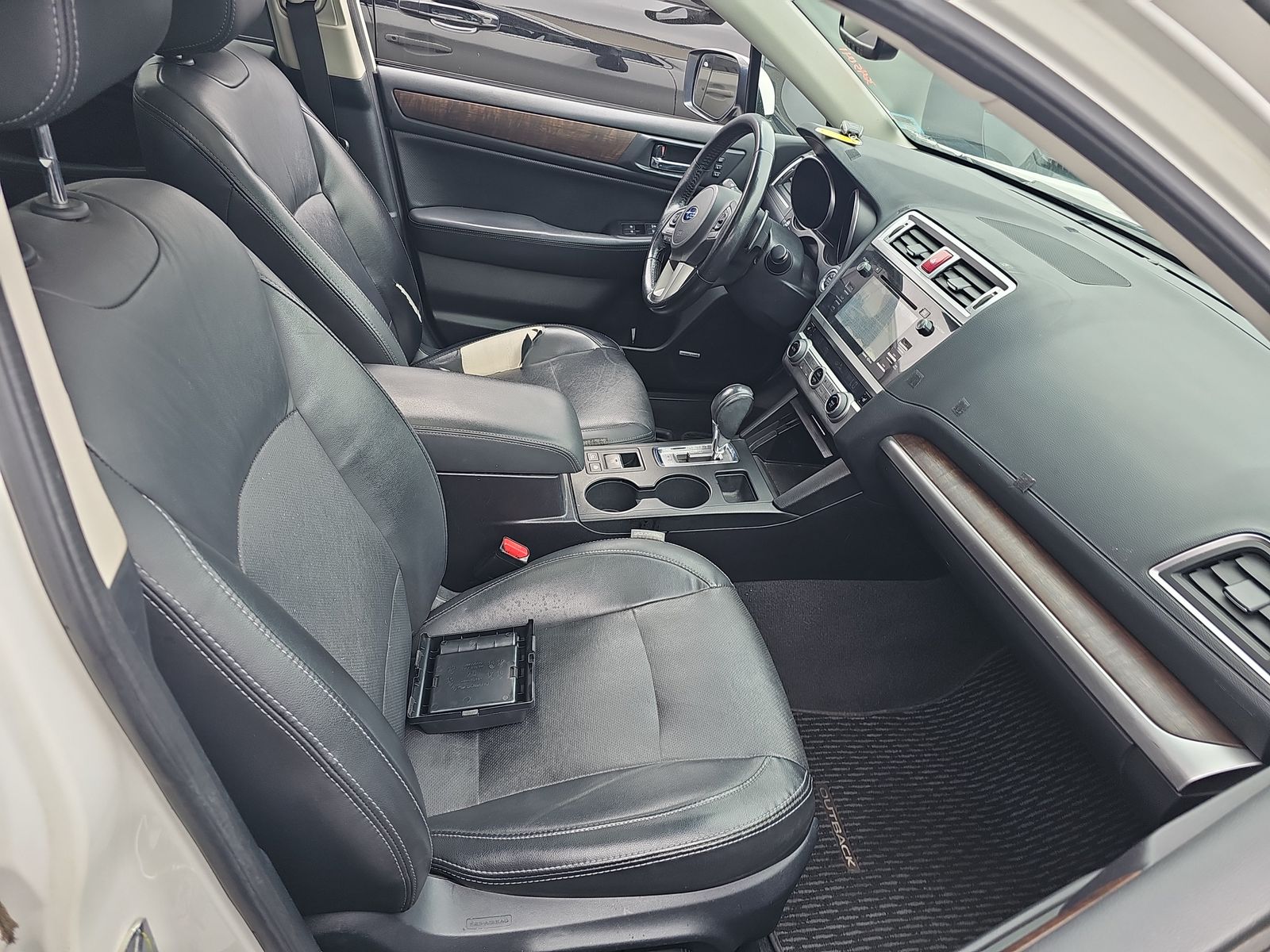 2015 Subaru Outback 3.6R Limited AWD