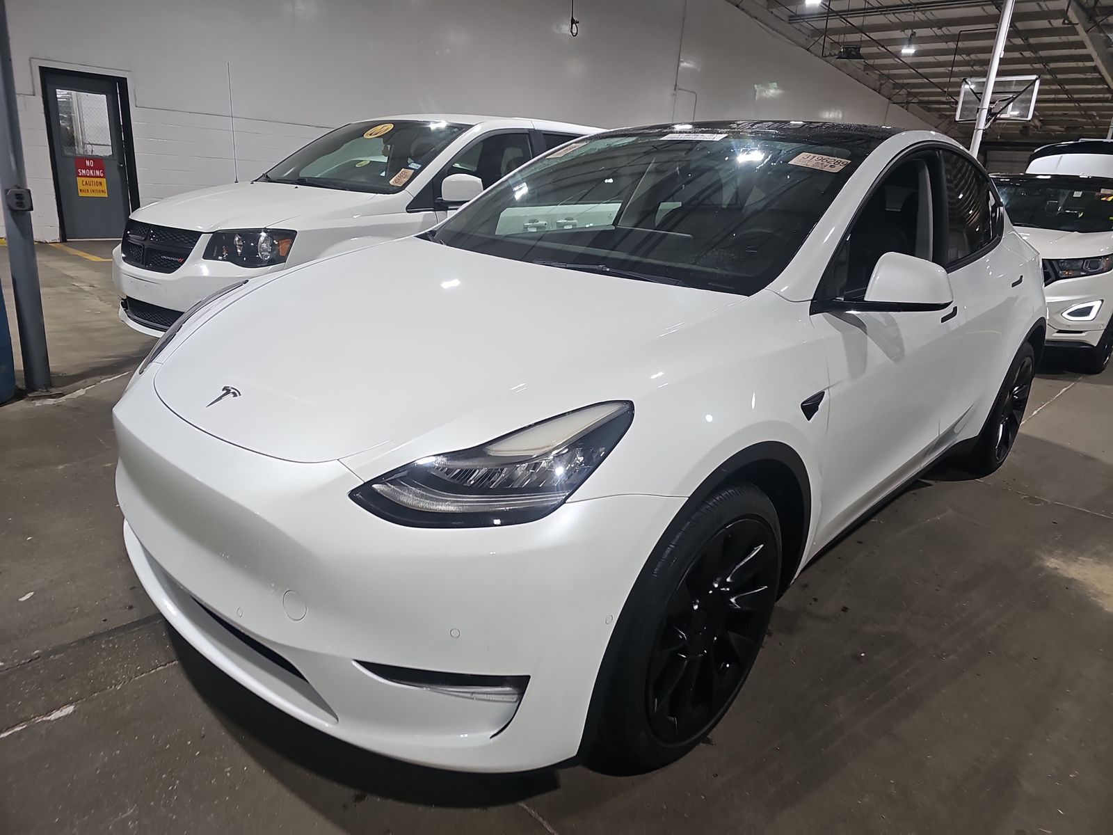 High-quality used cars Tesla Model Y. Only Clean Title!