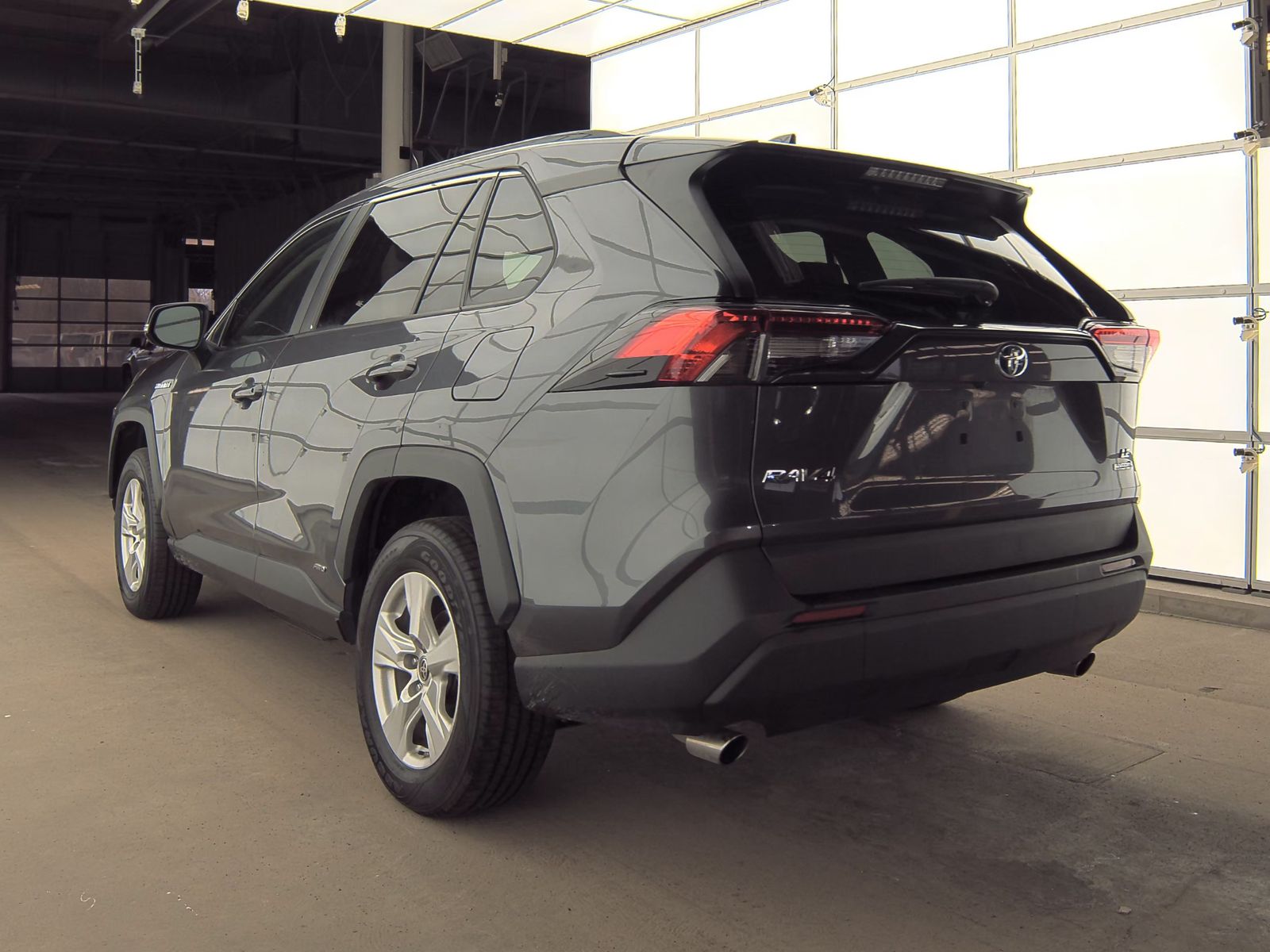 2021 Toyota RAV4 Hybrid LE AWD