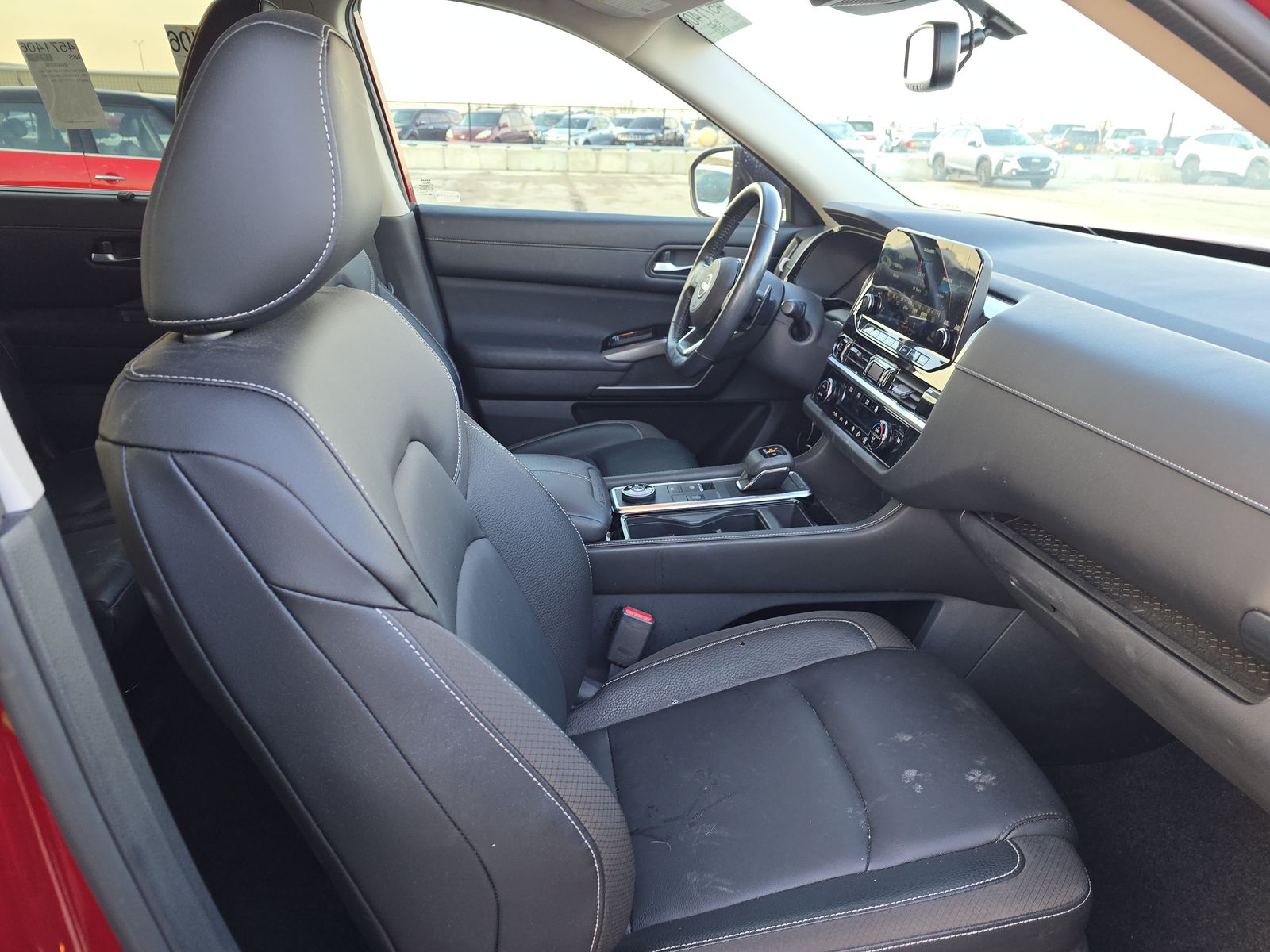 2022 Nissan Pathfinder SL AWD