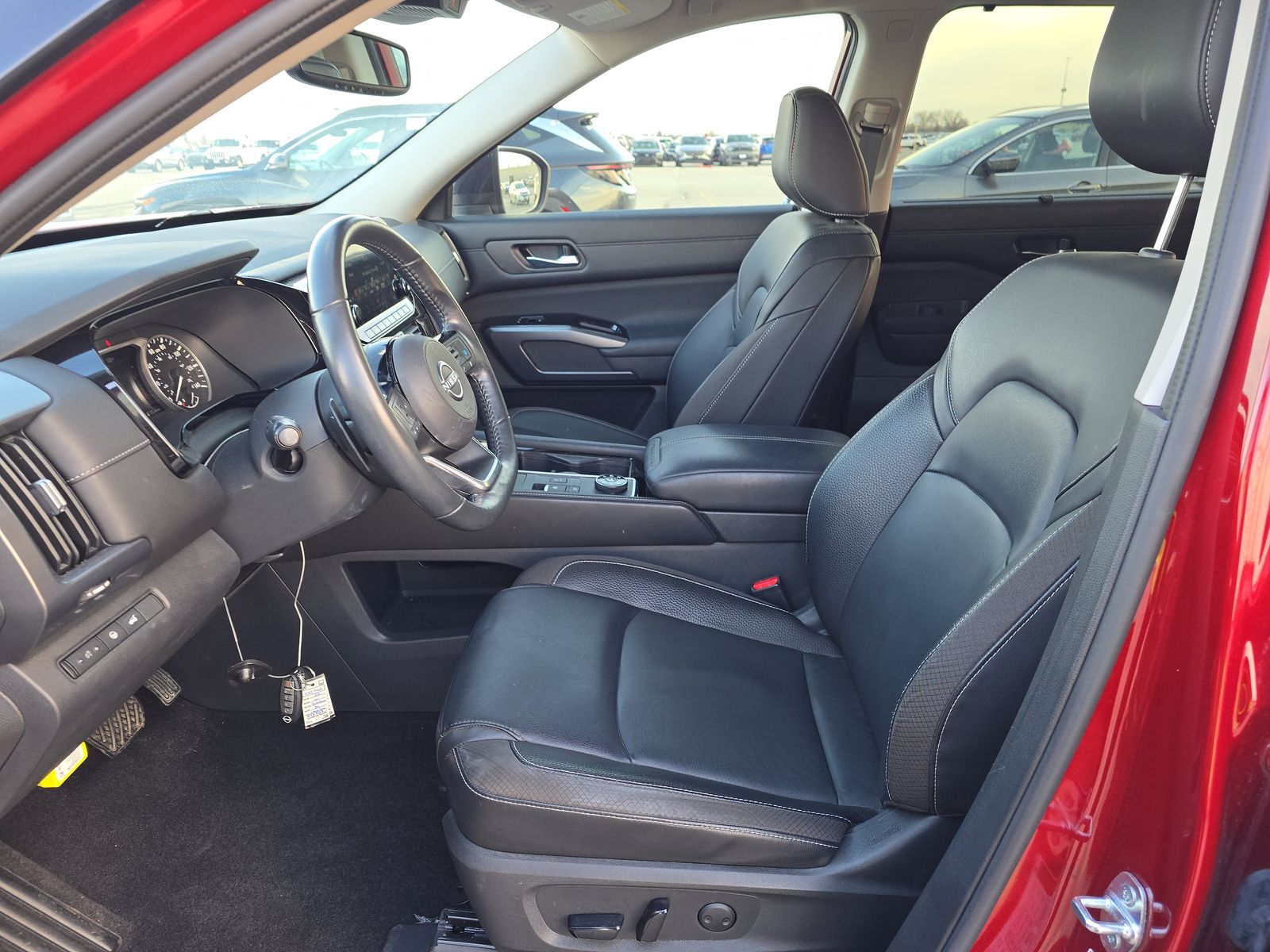 2022 Nissan Pathfinder SL AWD