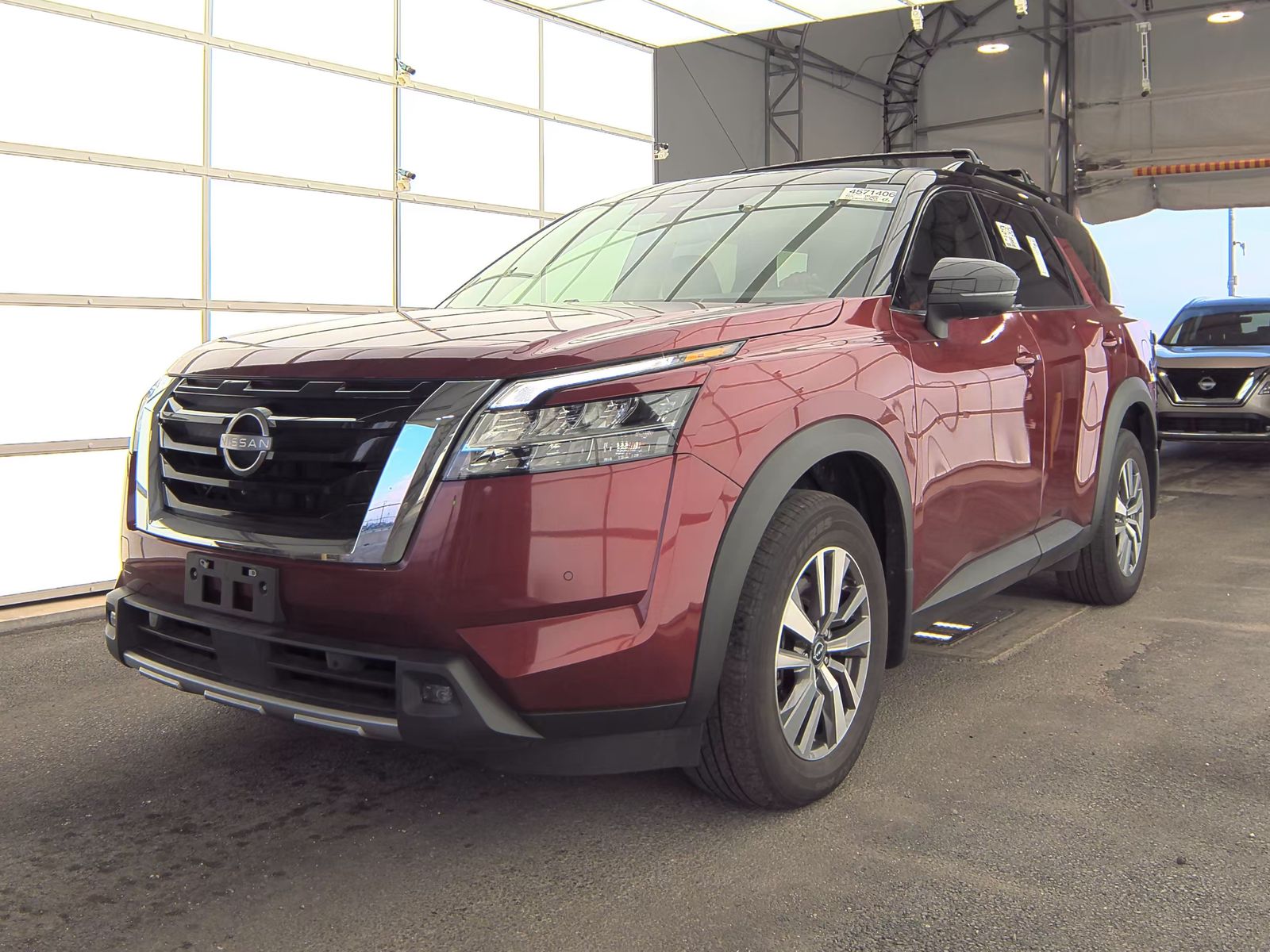 2022 Nissan Pathfinder SL AWD