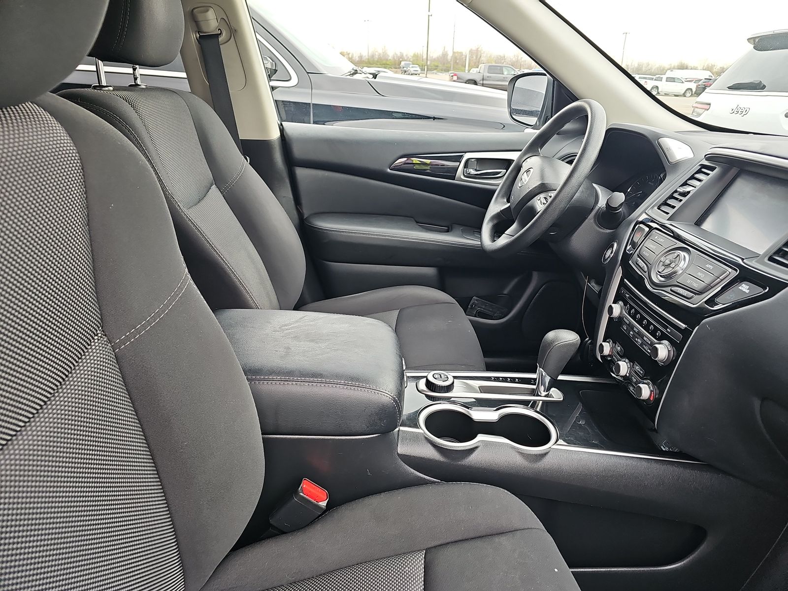 2020 Nissan Pathfinder S AWD