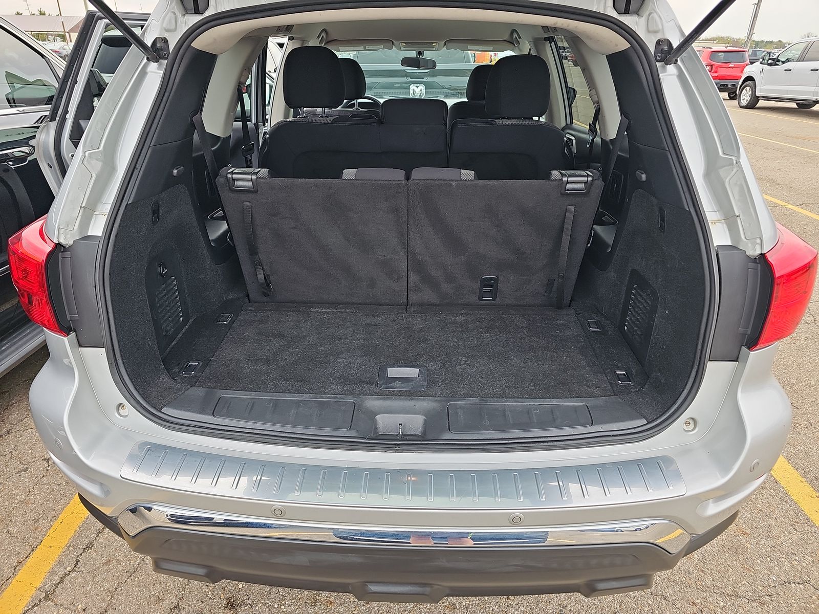 2020 Nissan Pathfinder S AWD