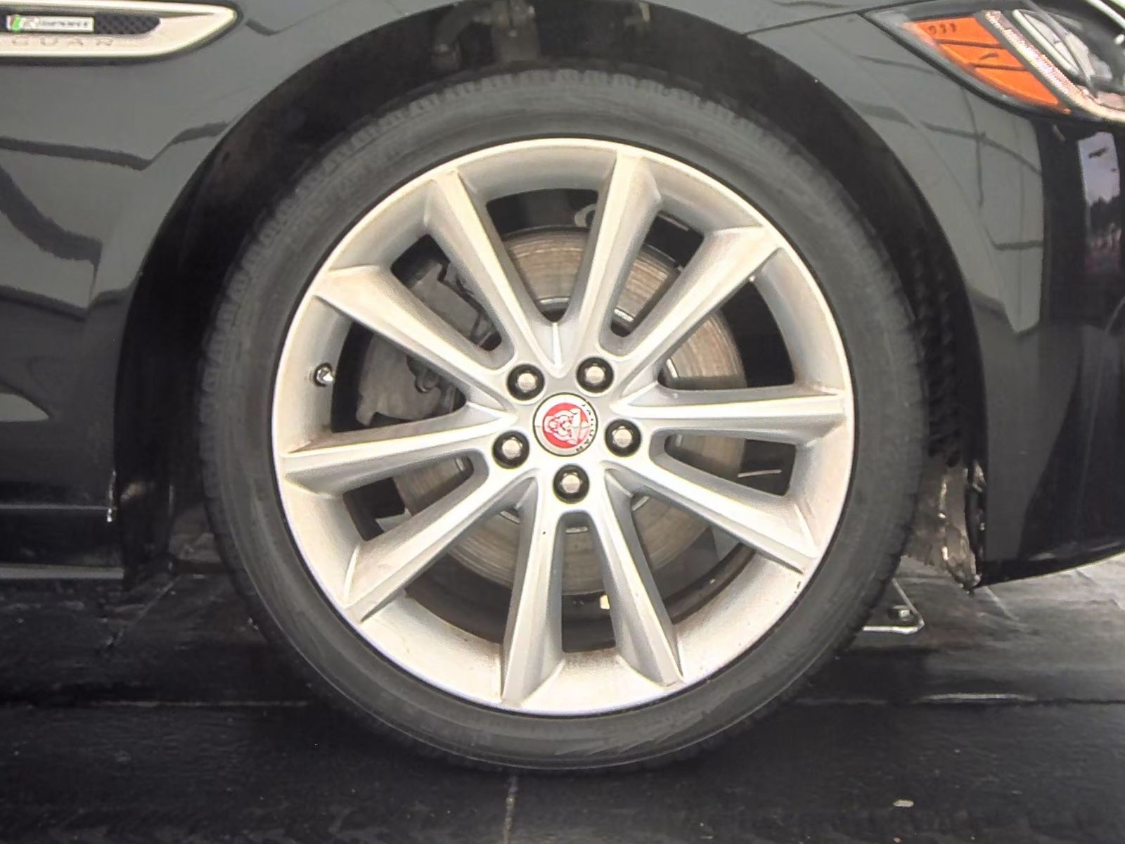 2017 Jaguar XF 35t R-Sport AWD