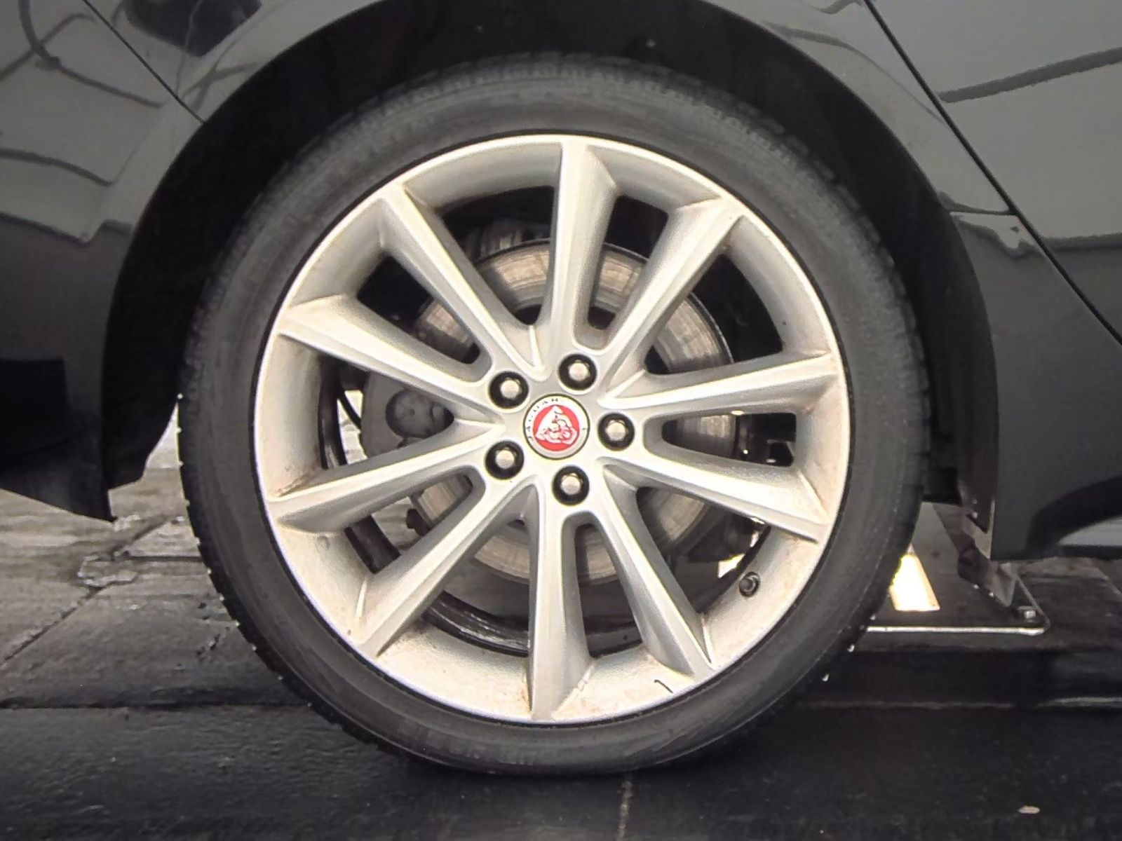 2017 Jaguar XF 35t R-Sport AWD