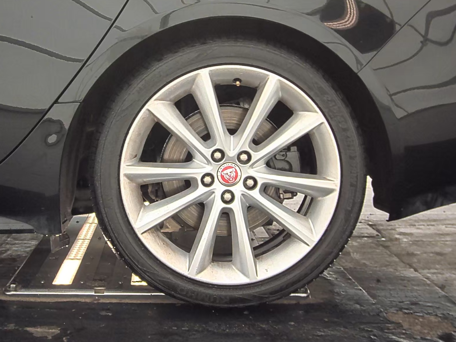 2017 Jaguar XF 35t R-Sport AWD