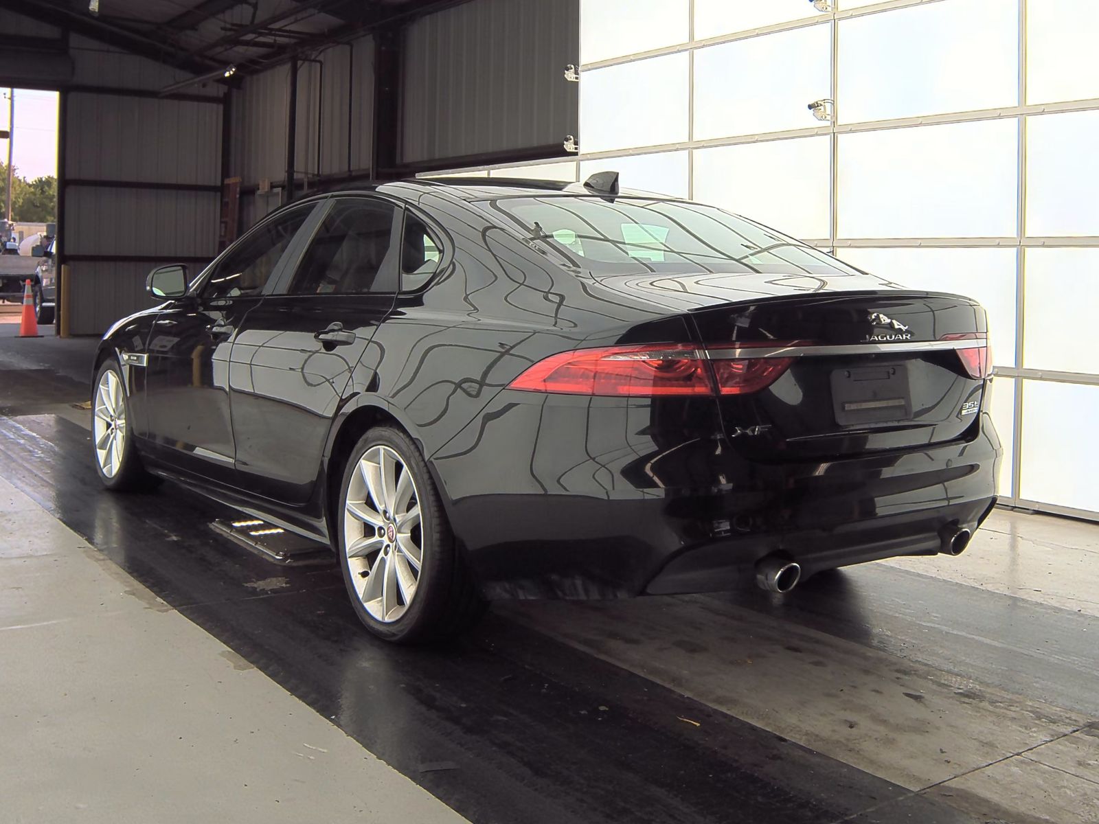 2017 Jaguar XF 35t R-Sport AWD