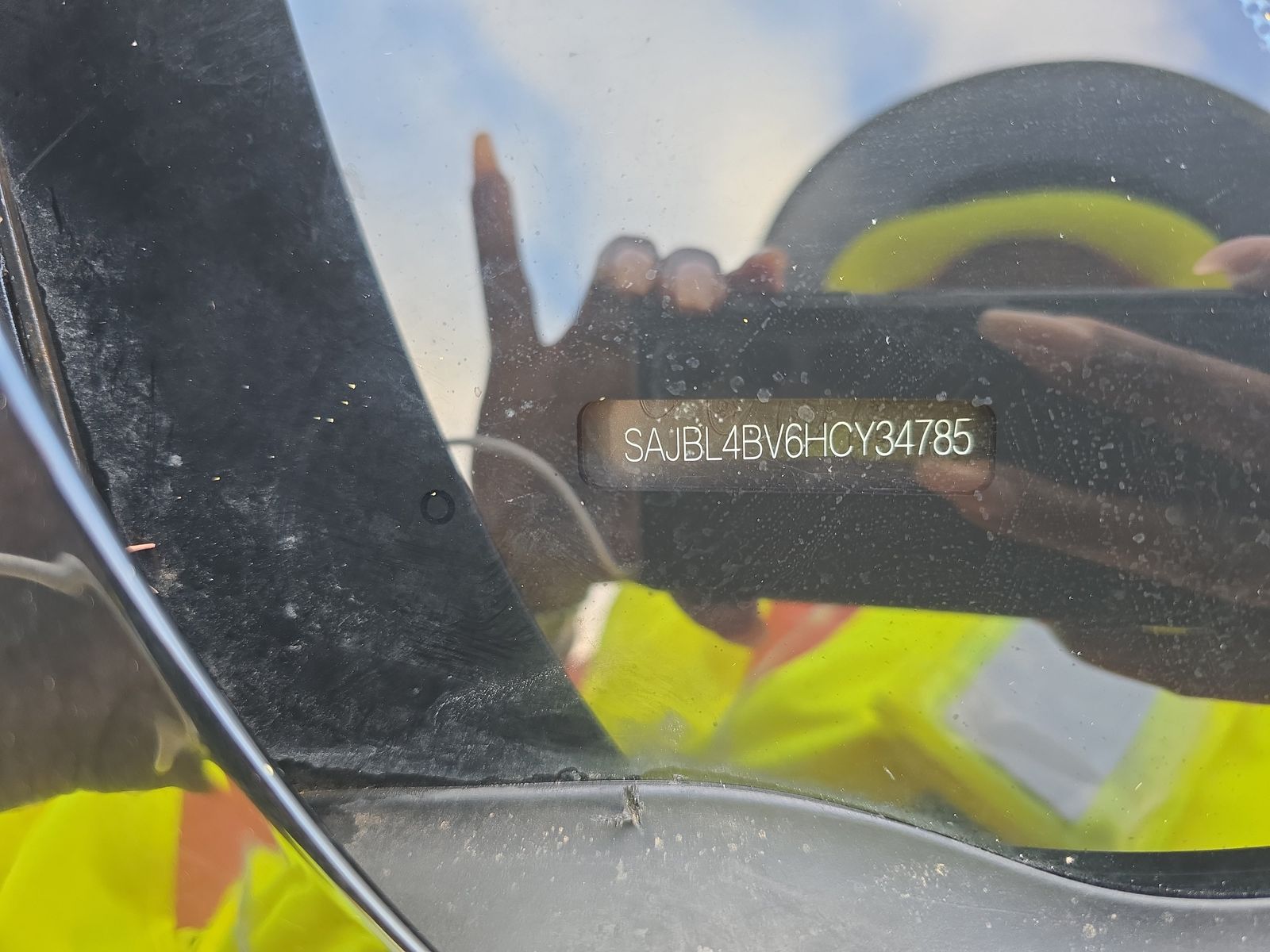 2017 Jaguar XF 35t R-Sport AWD