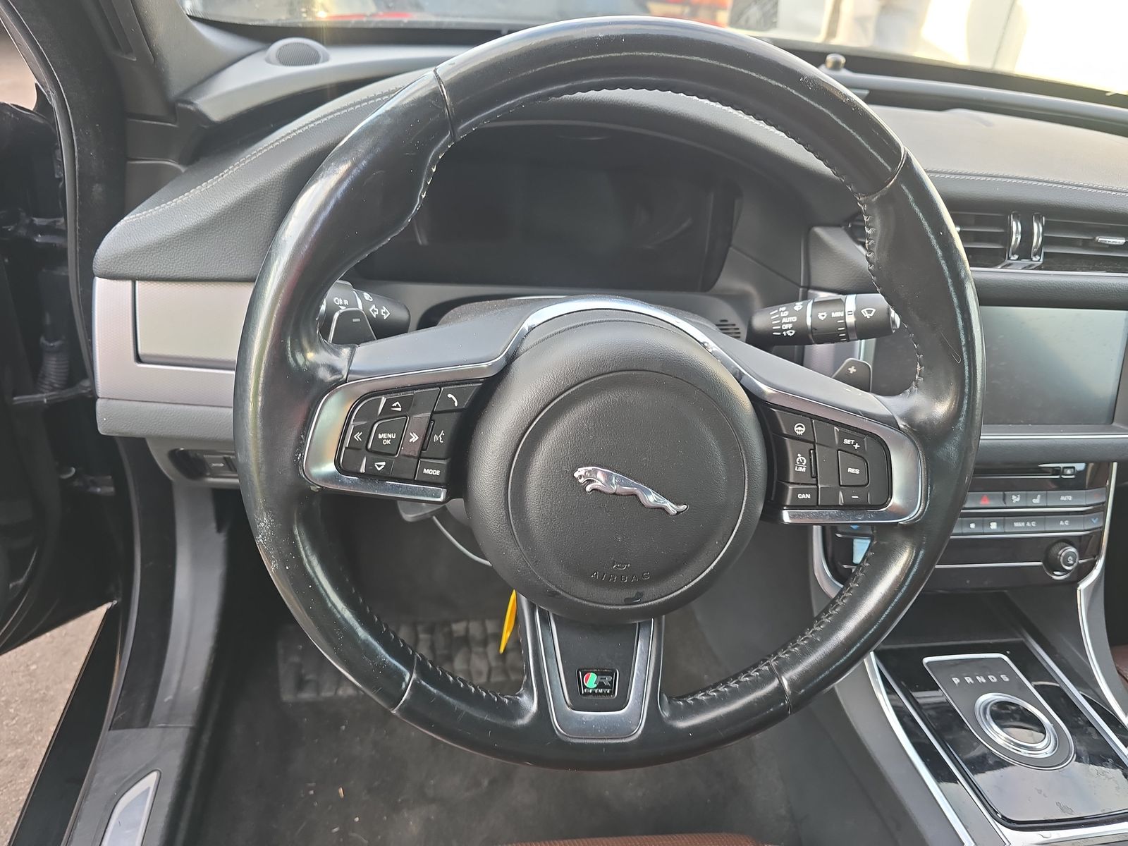 2017 Jaguar XF 35t R-Sport AWD