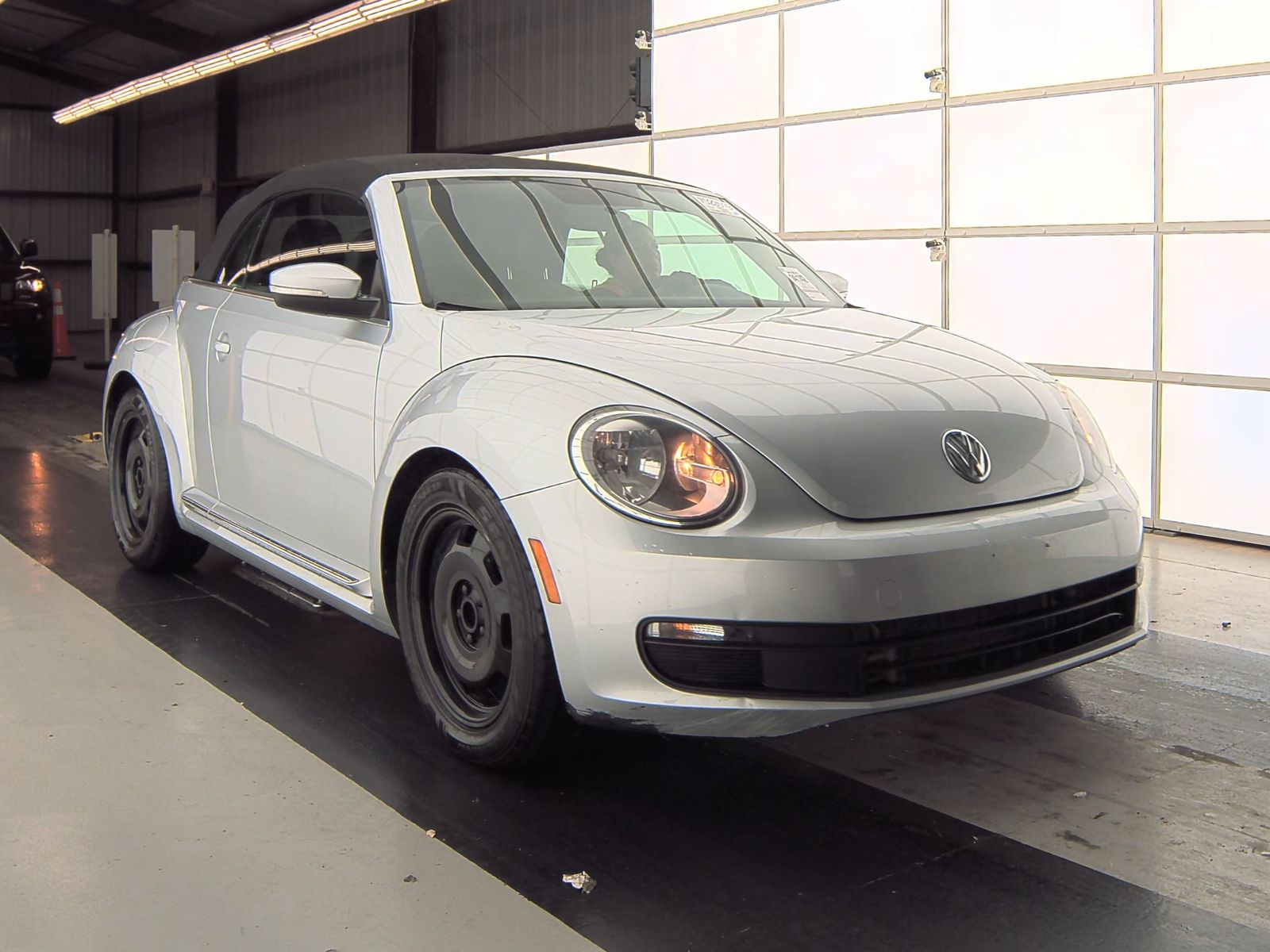 2015 Volkswagen Beetle 1.8T FWD