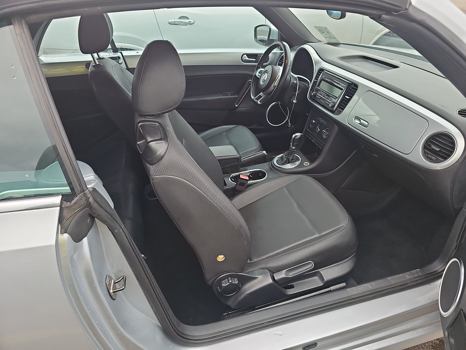 2015 Volkswagen Beetle 1.8T FWD