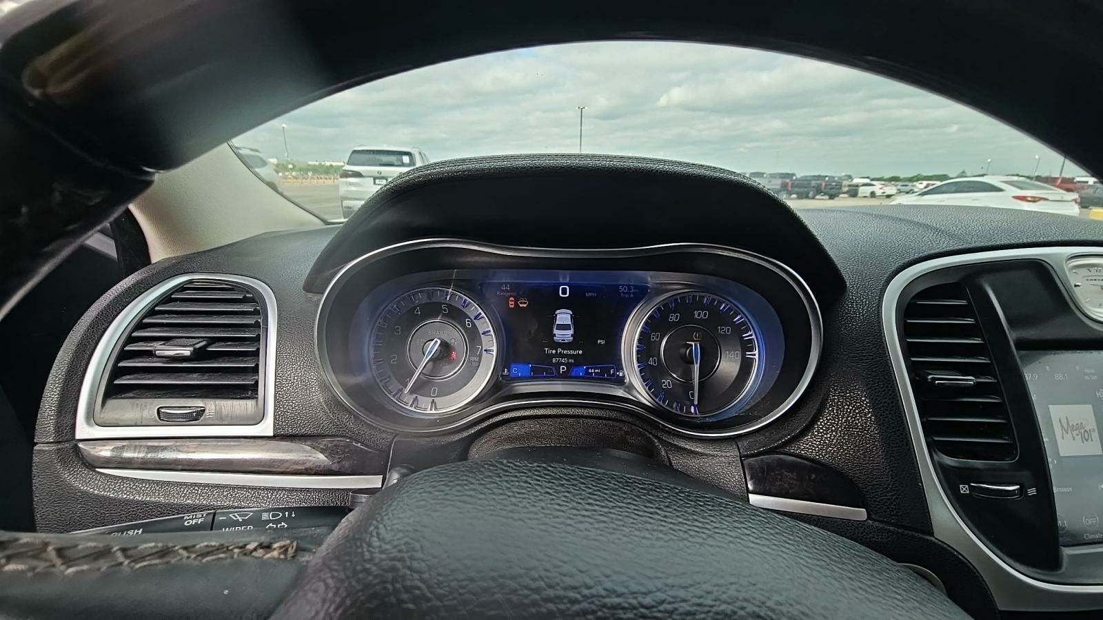 2020 Chrysler 300 Limited RWD