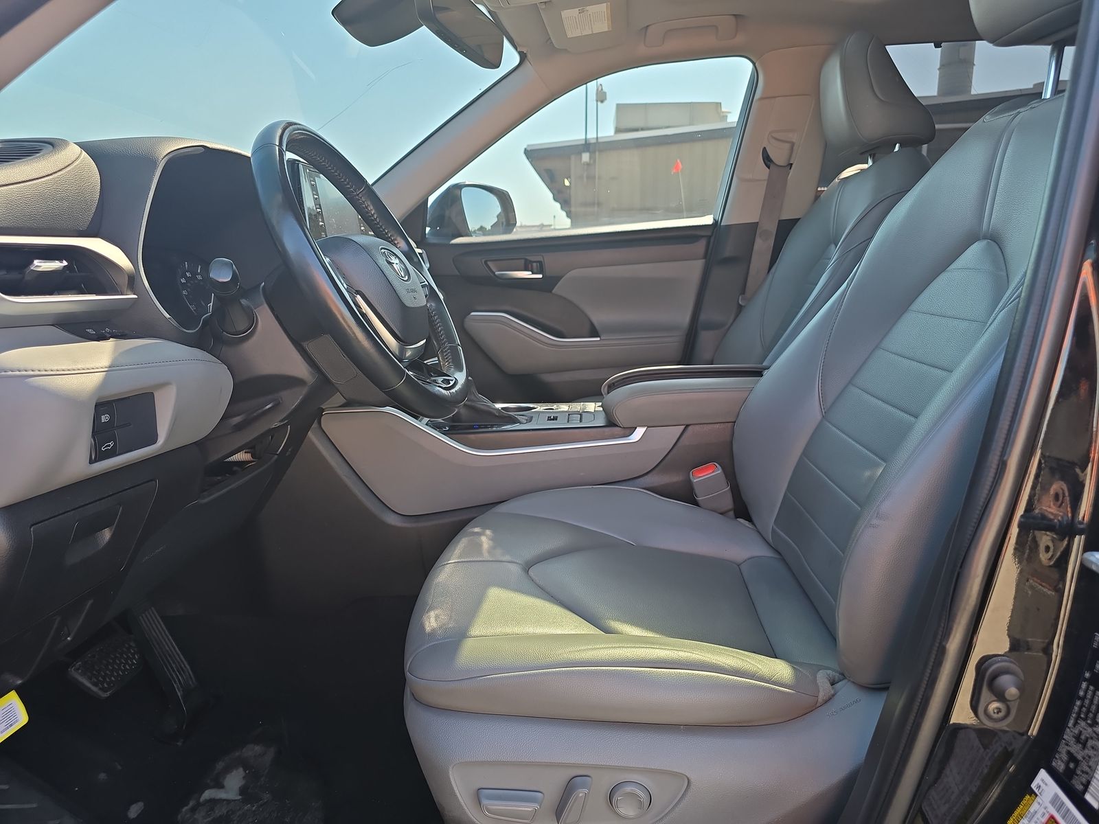 2021 Toyota Highlander XLE AWD