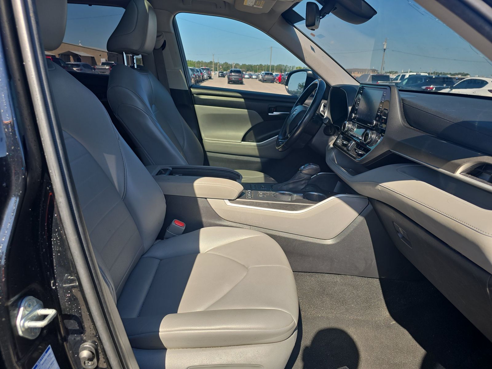 2021 Toyota Highlander XLE AWD