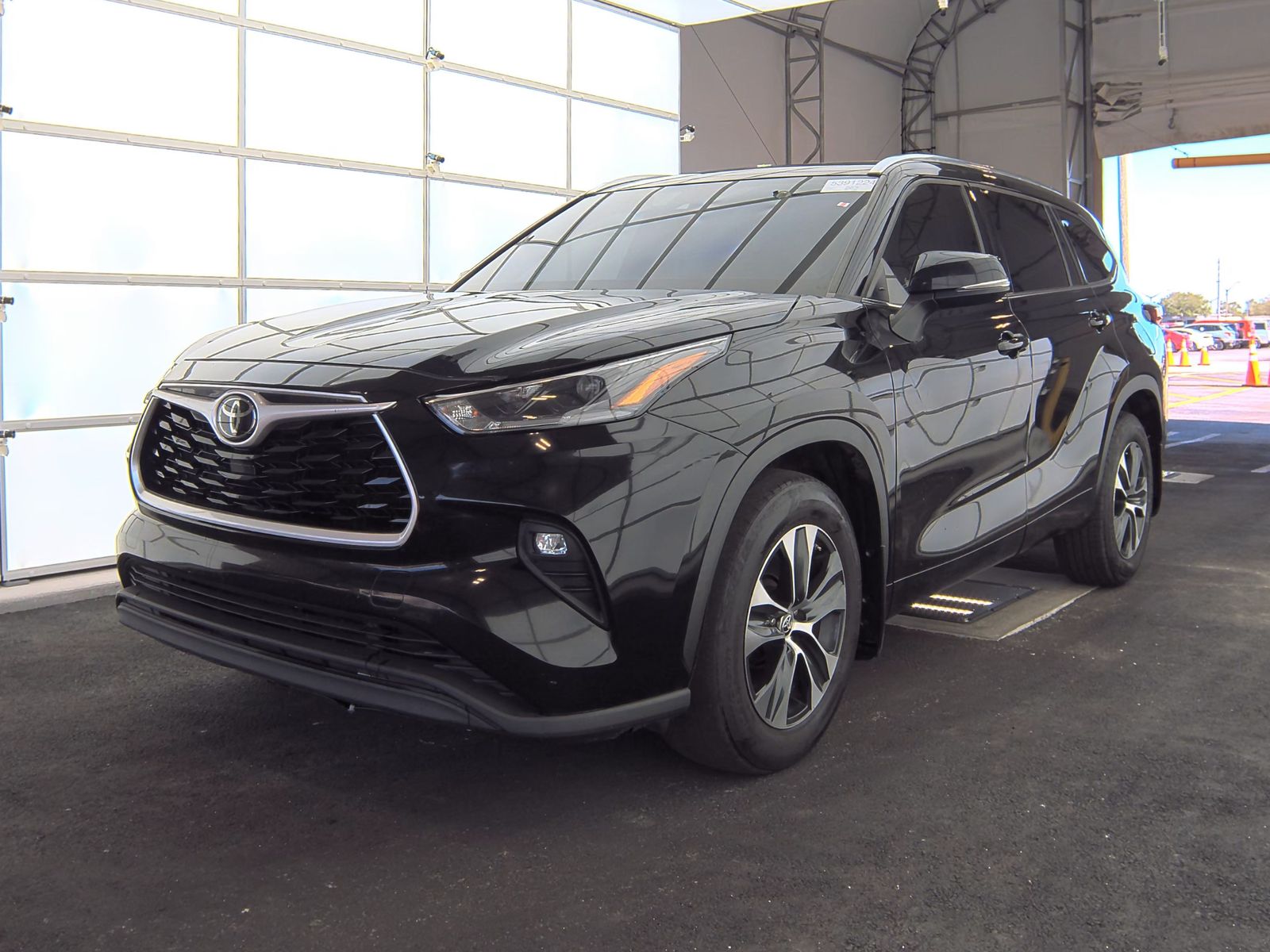 2021 Toyota Highlander XLE AWD