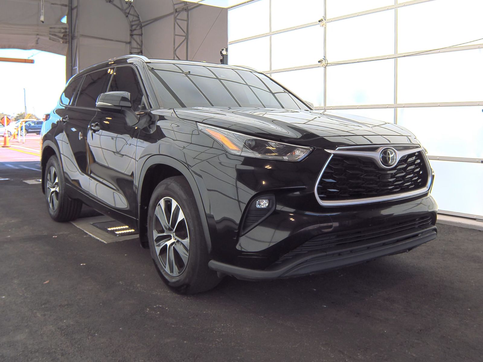 2021 Toyota Highlander XLE AWD